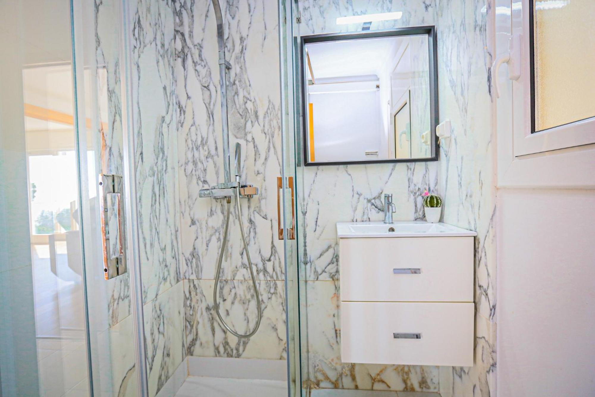 Litoral Costa Dorada - Estrella Only Families Apartment