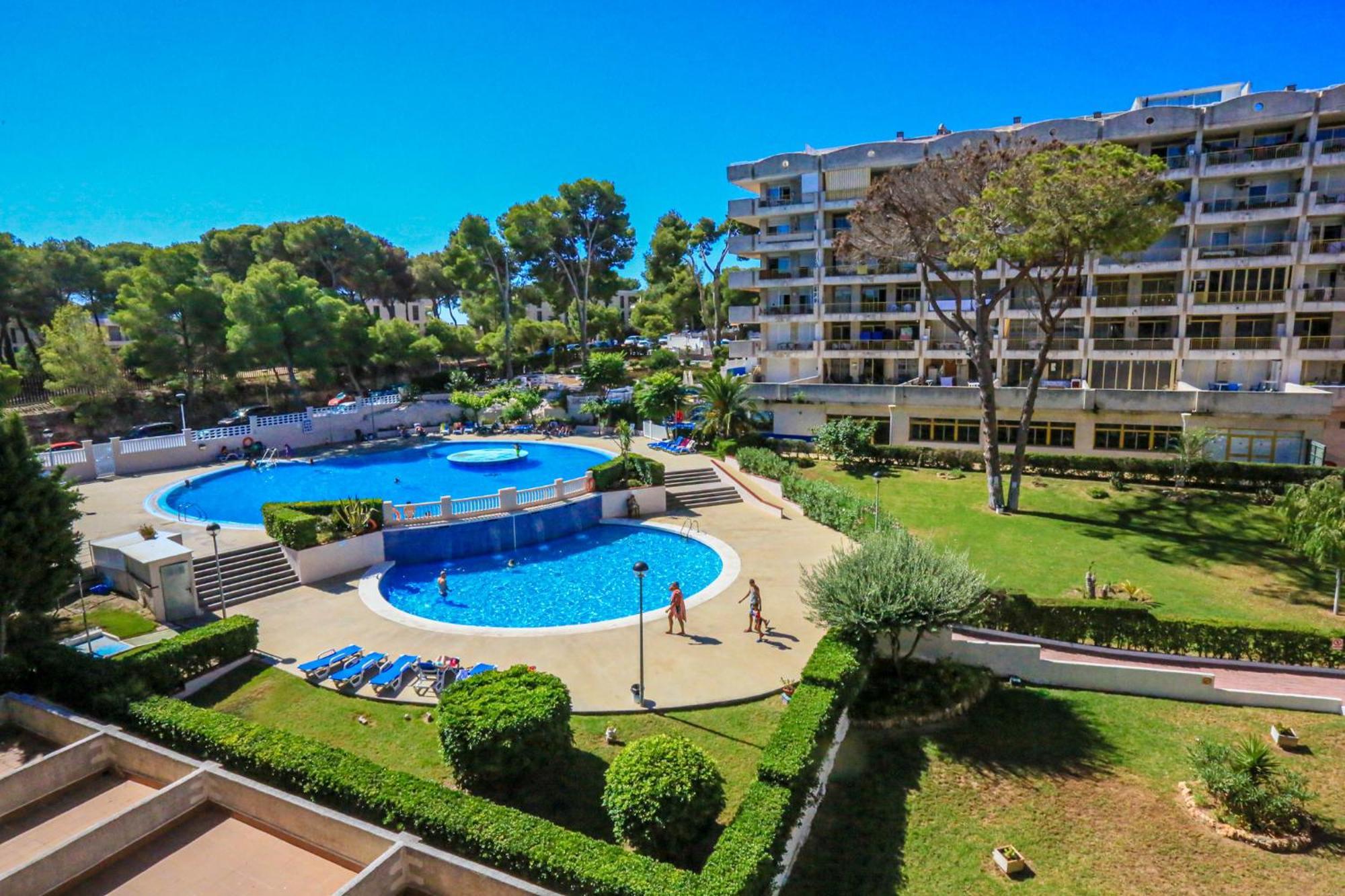 Litoral Costa Dorada - Catalunya Donna Pool View Apartment