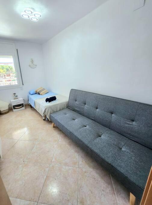 Large In Front Of The Beach! Withparking Appartement *