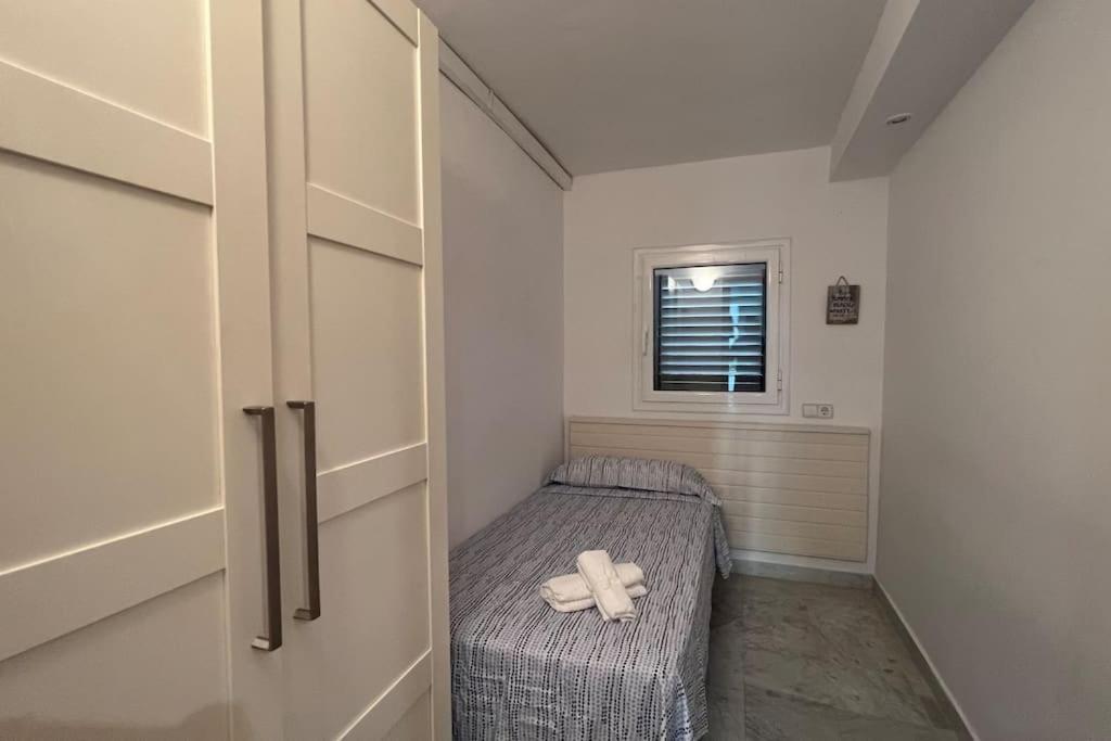 Apartment Primera Linea De Mar Con Jardin