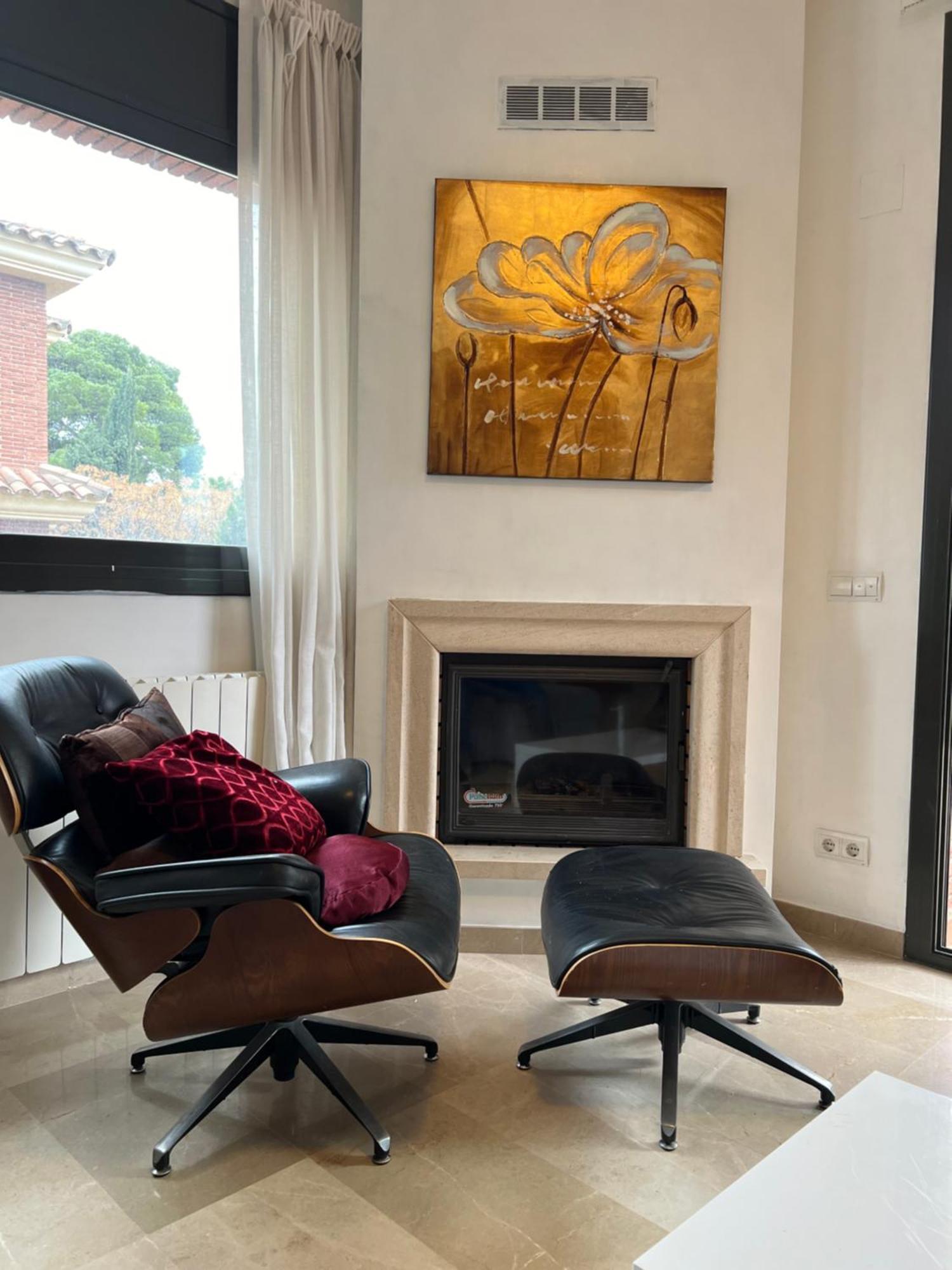 Luxe Castillo