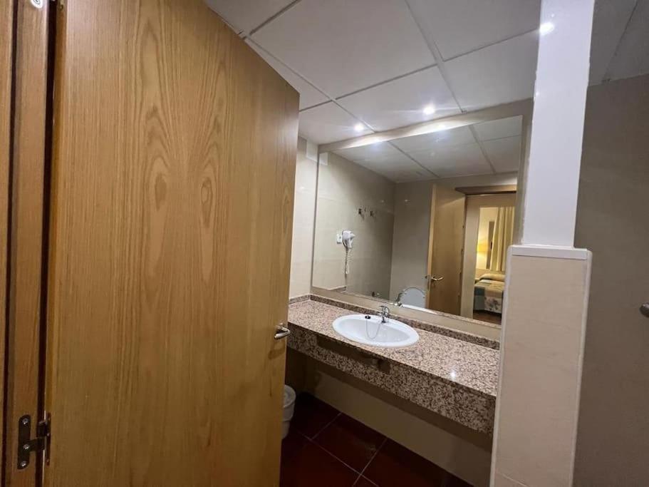 Michelangelo Super 2 Bedroom Near The Apartment