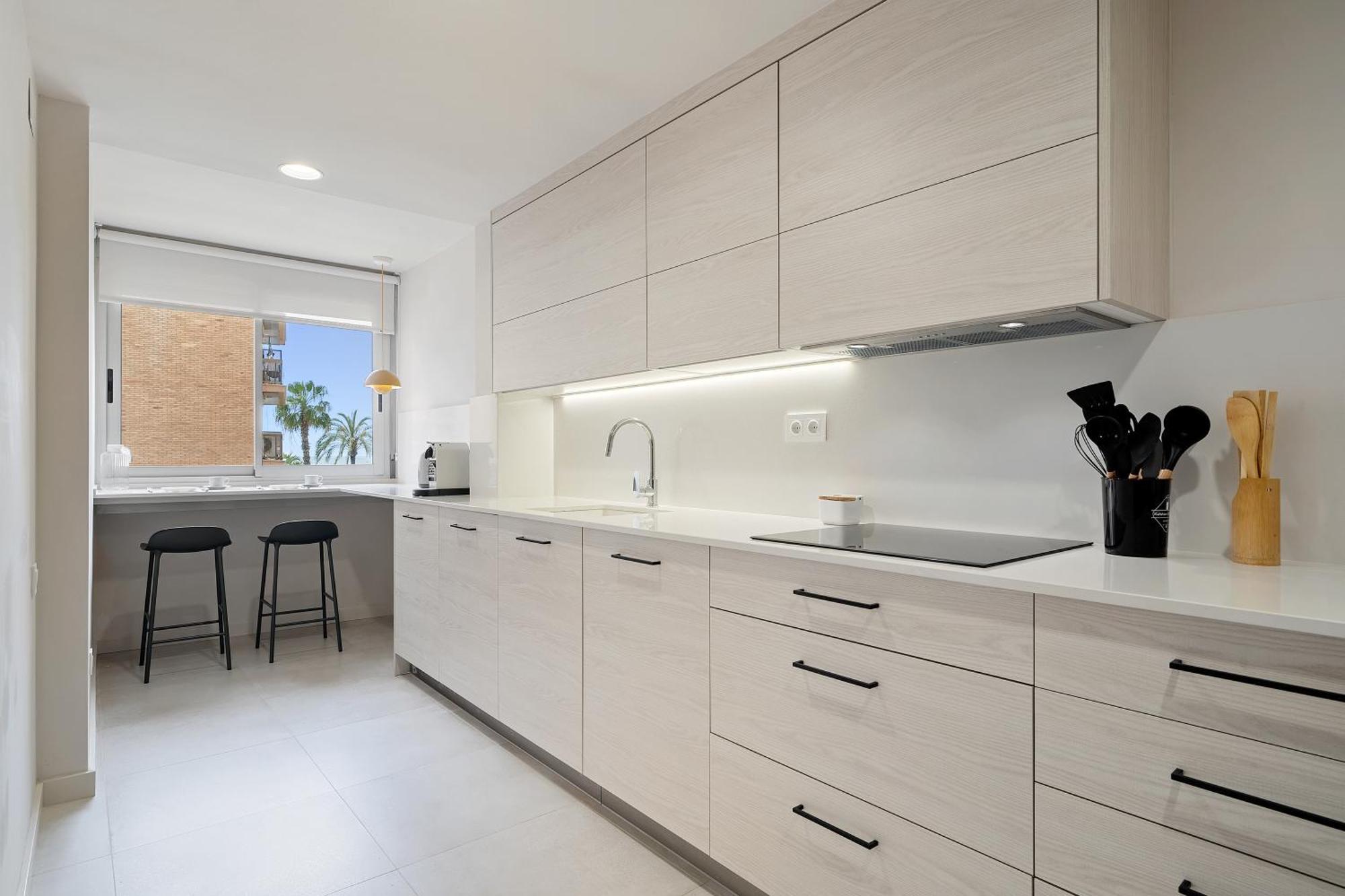 Luxury With Sea View And Parking Salou
