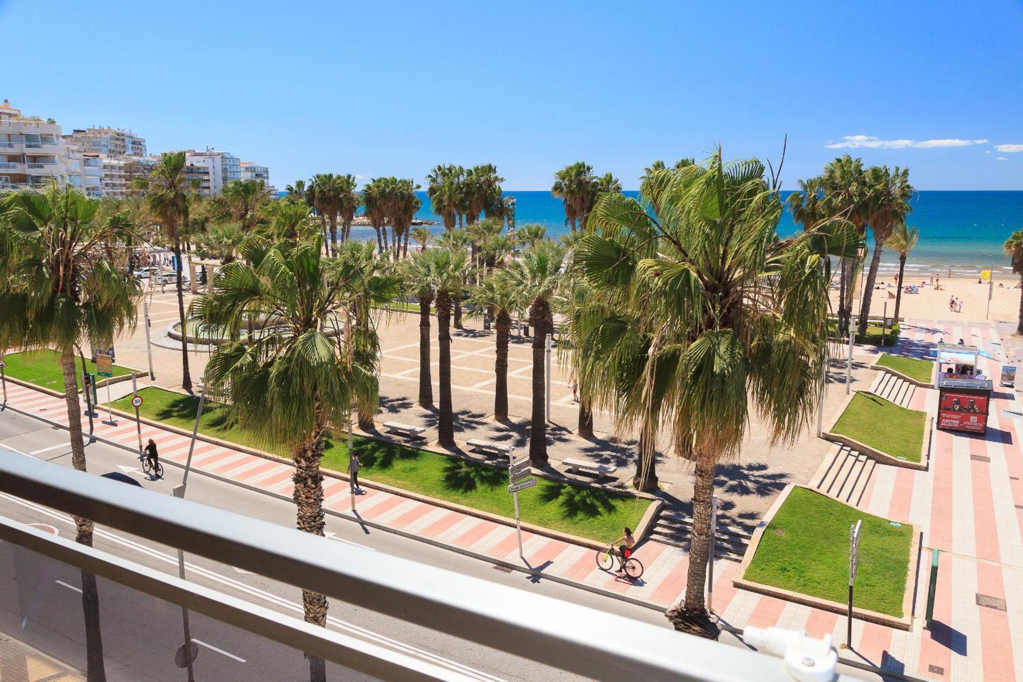 Apartment Tous Planet Costa Dorada Only Families Salou