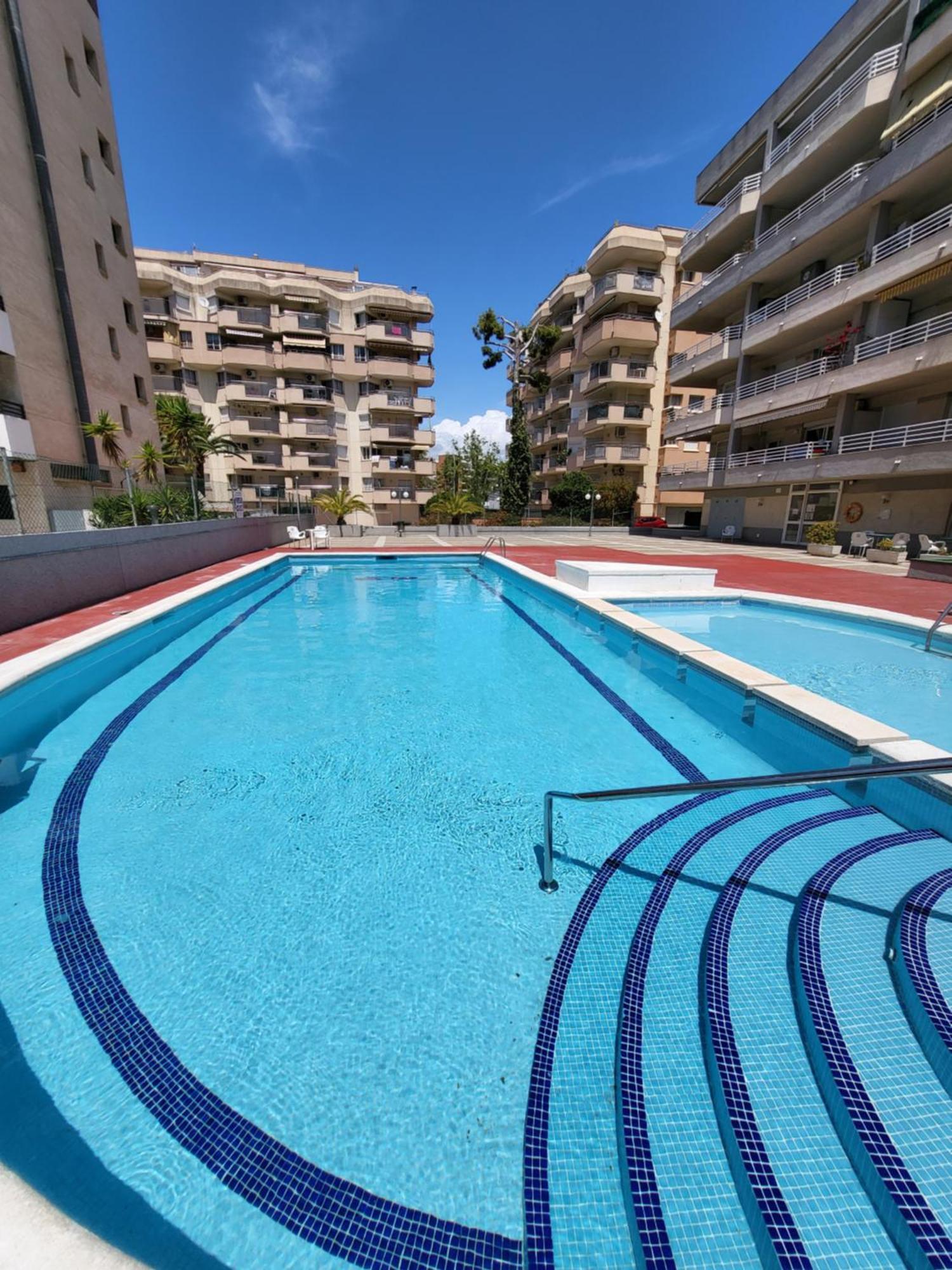 Beautiful With Swimming-pool