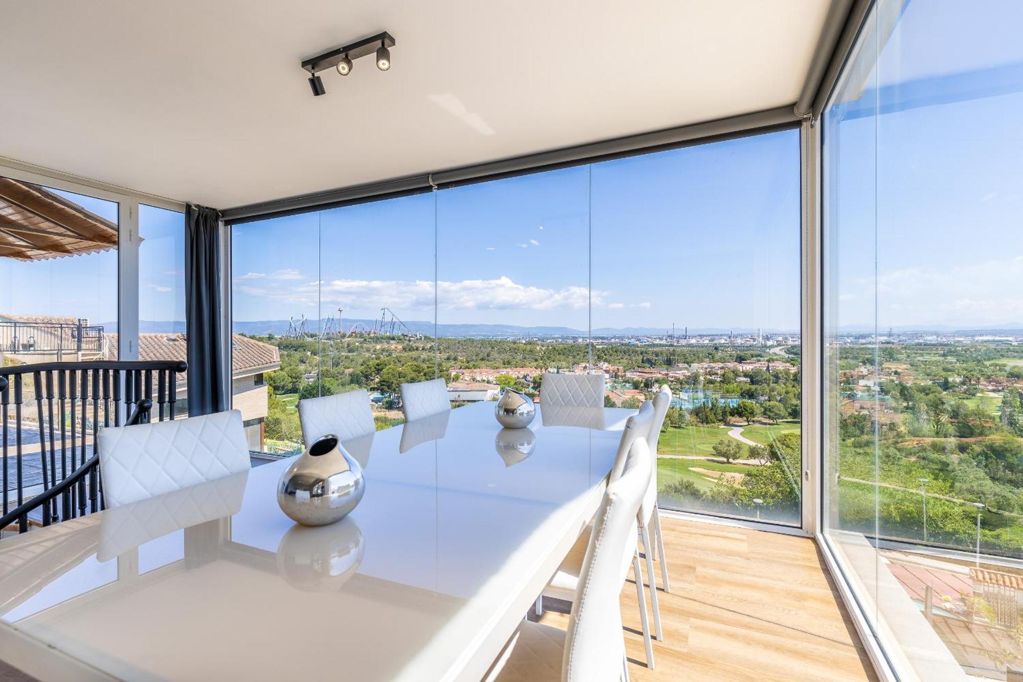 Villa Panoramic Only Families