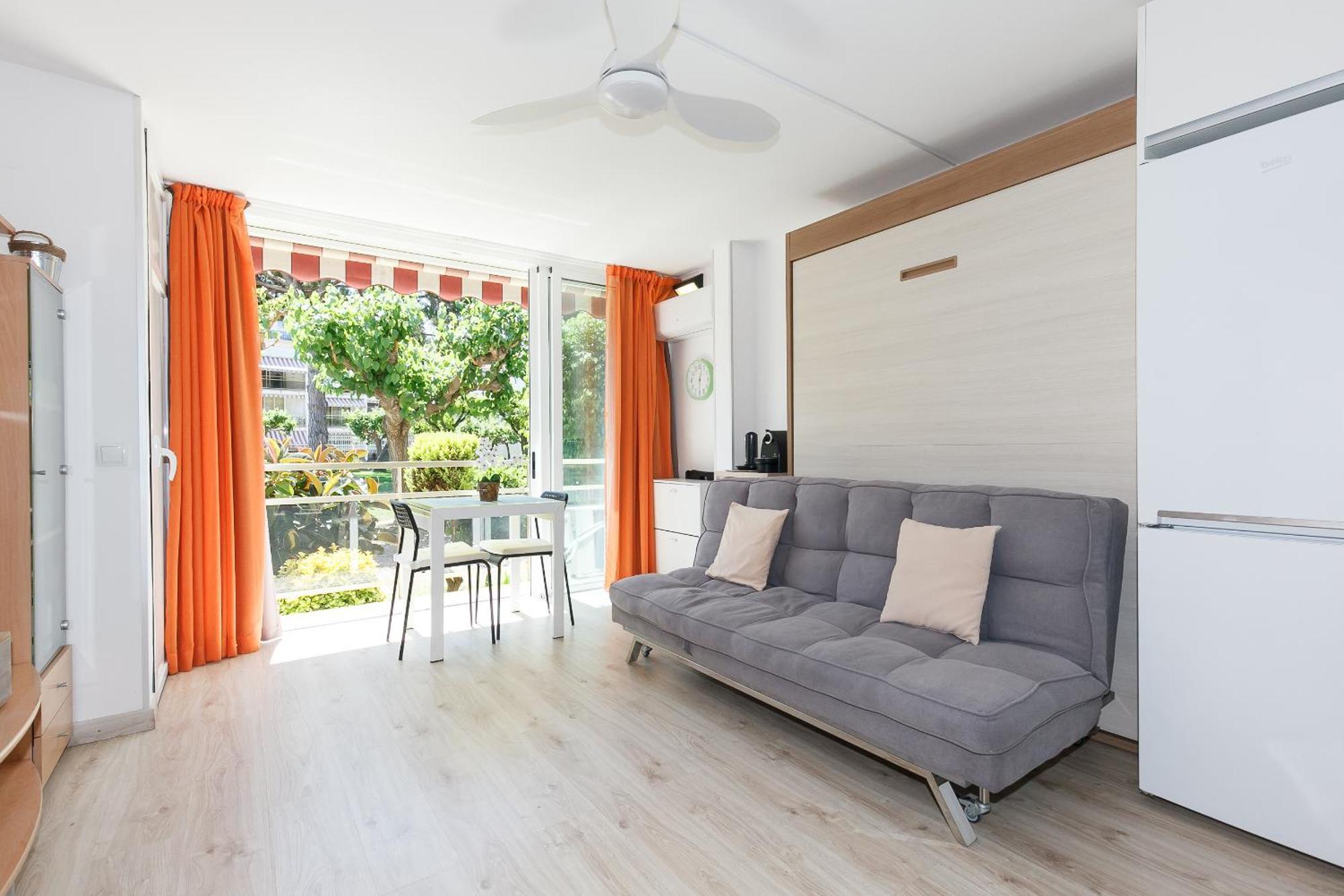 Uhc Reus Camp I Mar Apartment