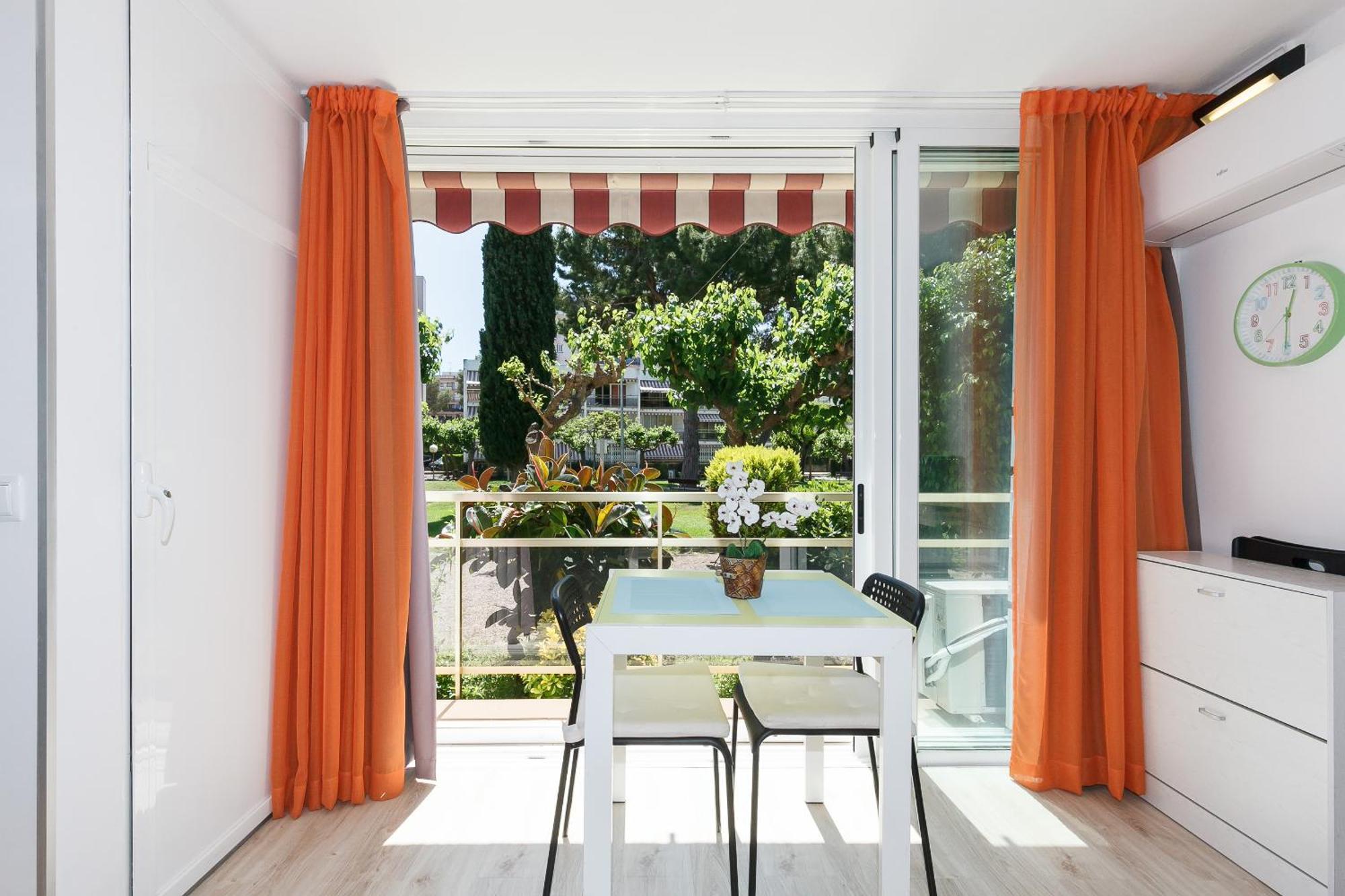 Apartment Uhc Reus Camp I Mar