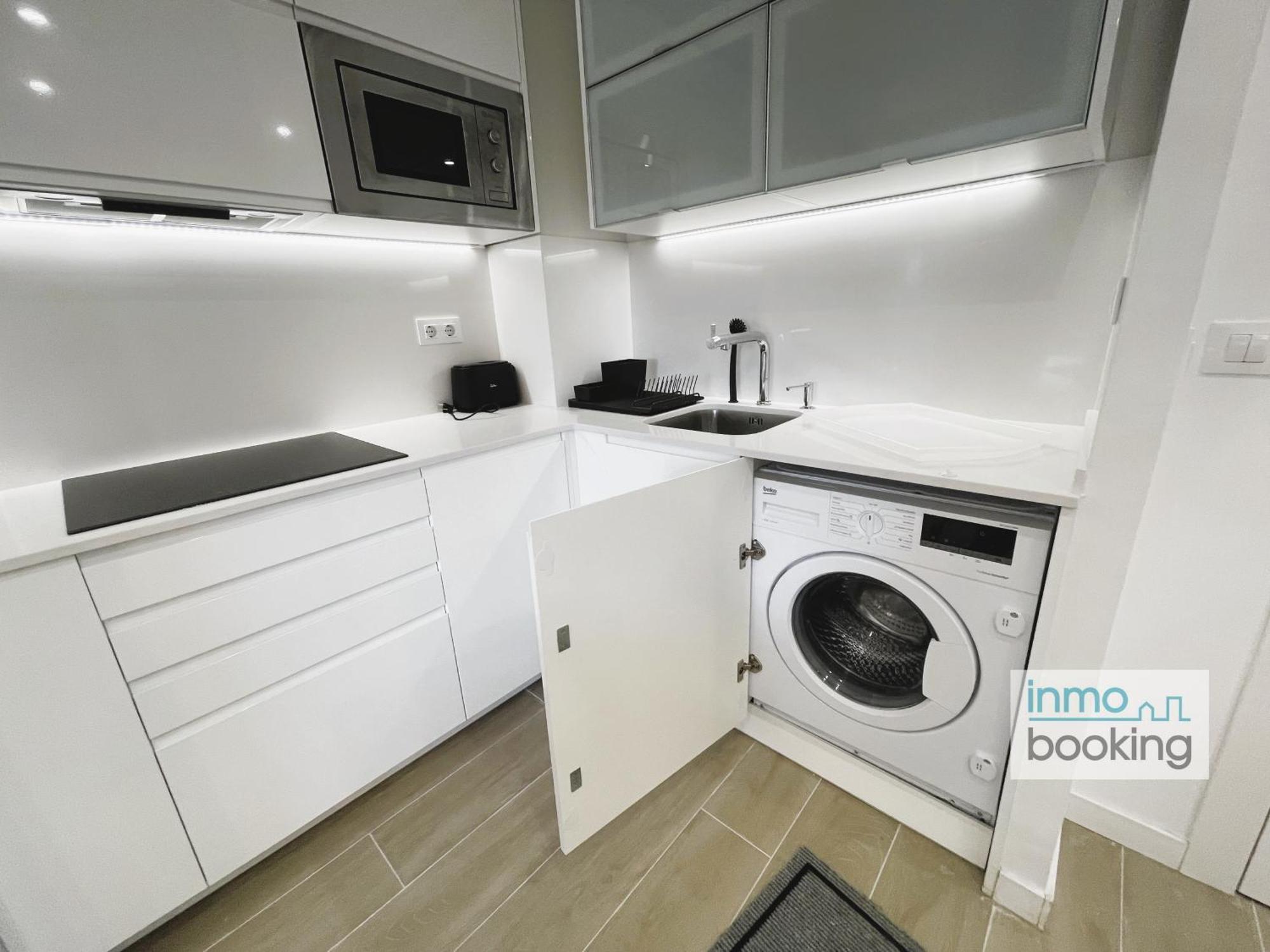 Apartamento Sun Novelty 1 , Climatizado, Piscina