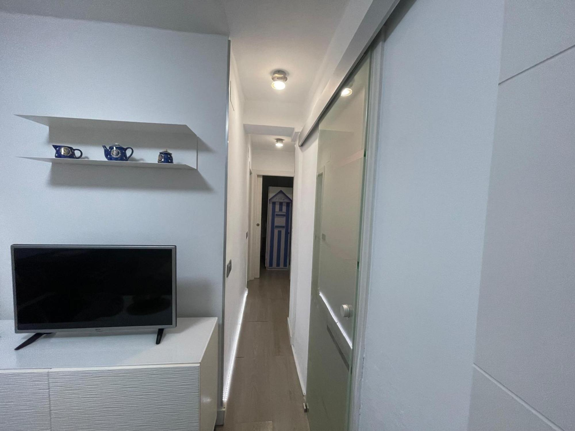 Pompeufabra Apartment