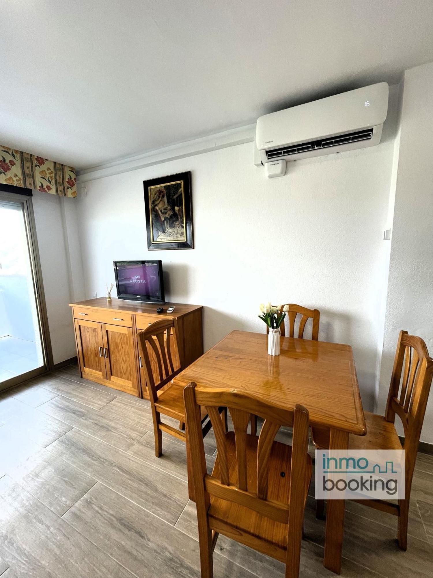 Arquus Family , Climatizado Y Con Piscina * Salou