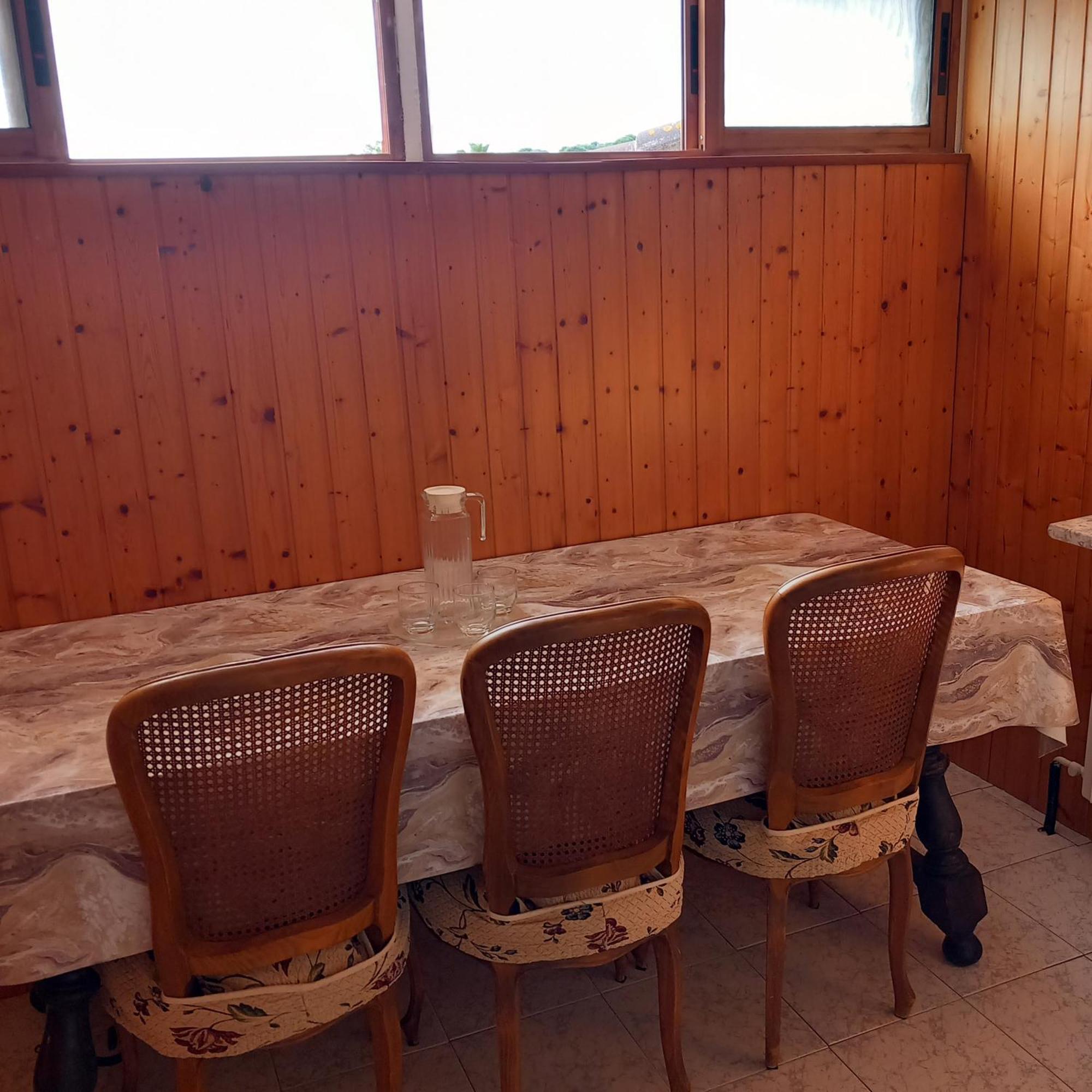 чалет у татьяны здаётся один этаж 175кв м Holiday home