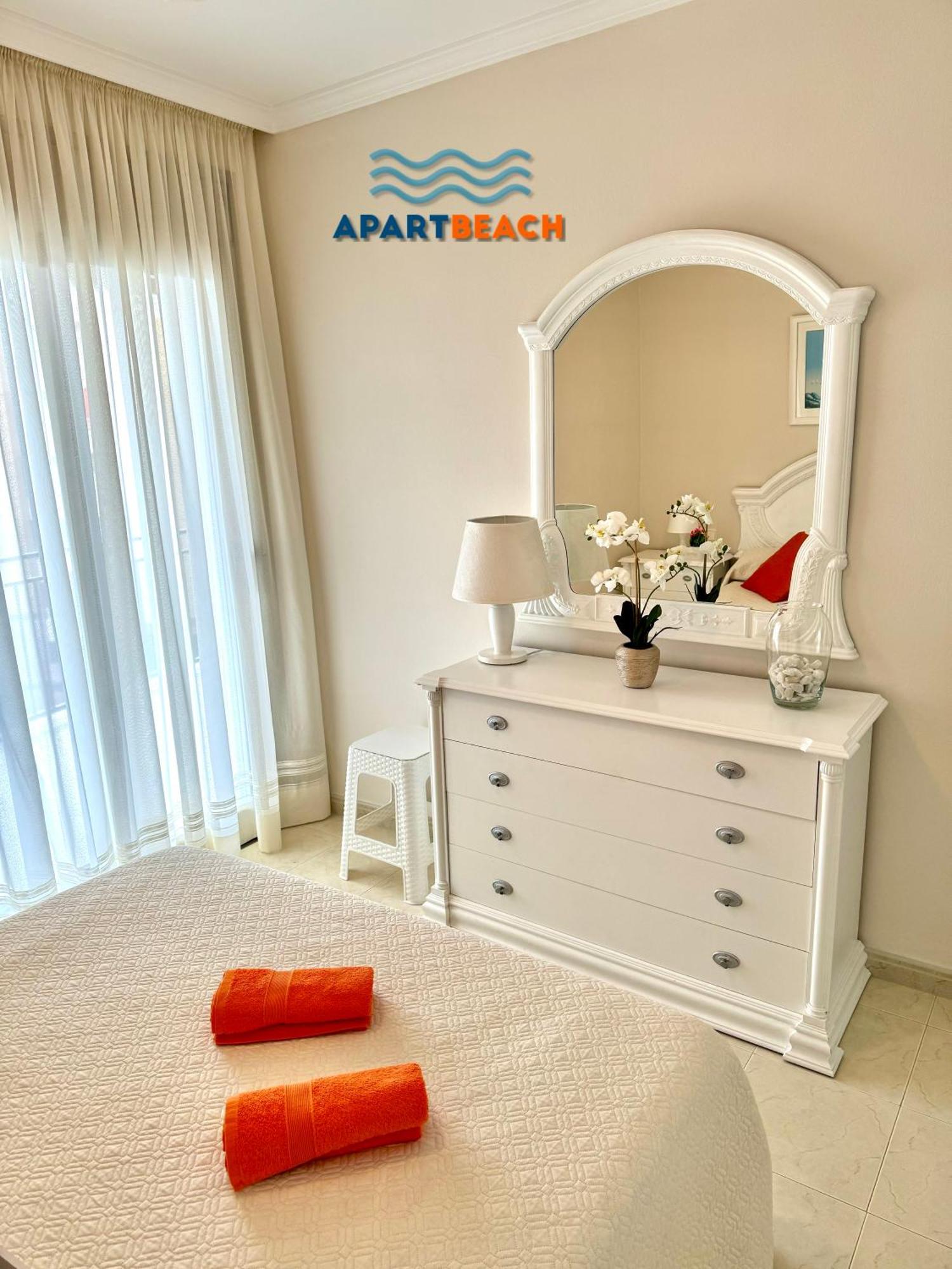 Appartement Apartbeach San Sebastian Junto Playa Larga Y Cala Dorada