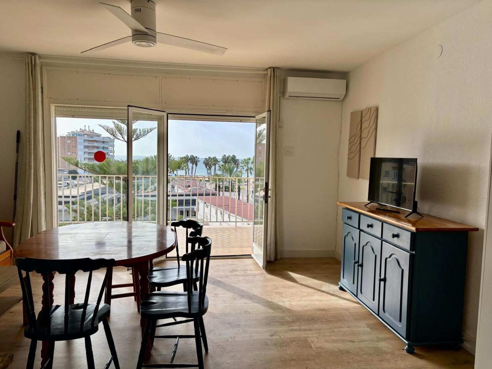 Hesperia Palmyra Apartment *