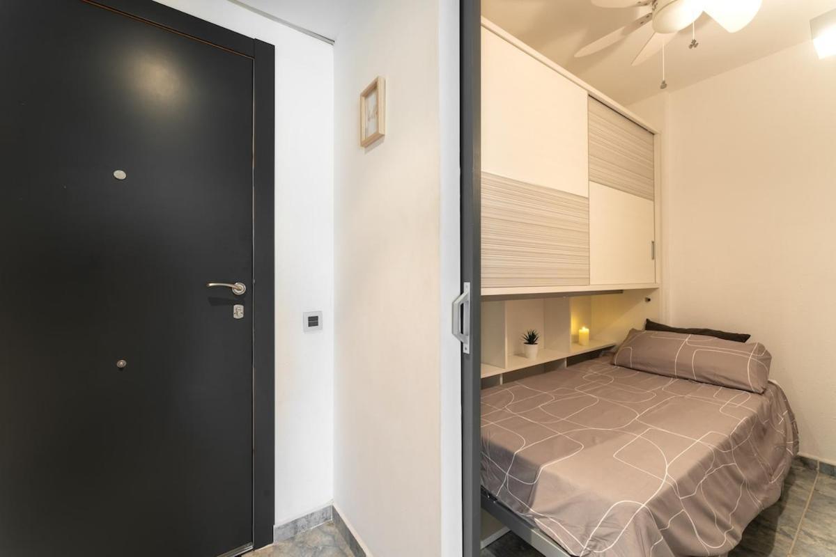 Salou-modern-pool-5'playa-2room-portavntura-ac13 Apartment