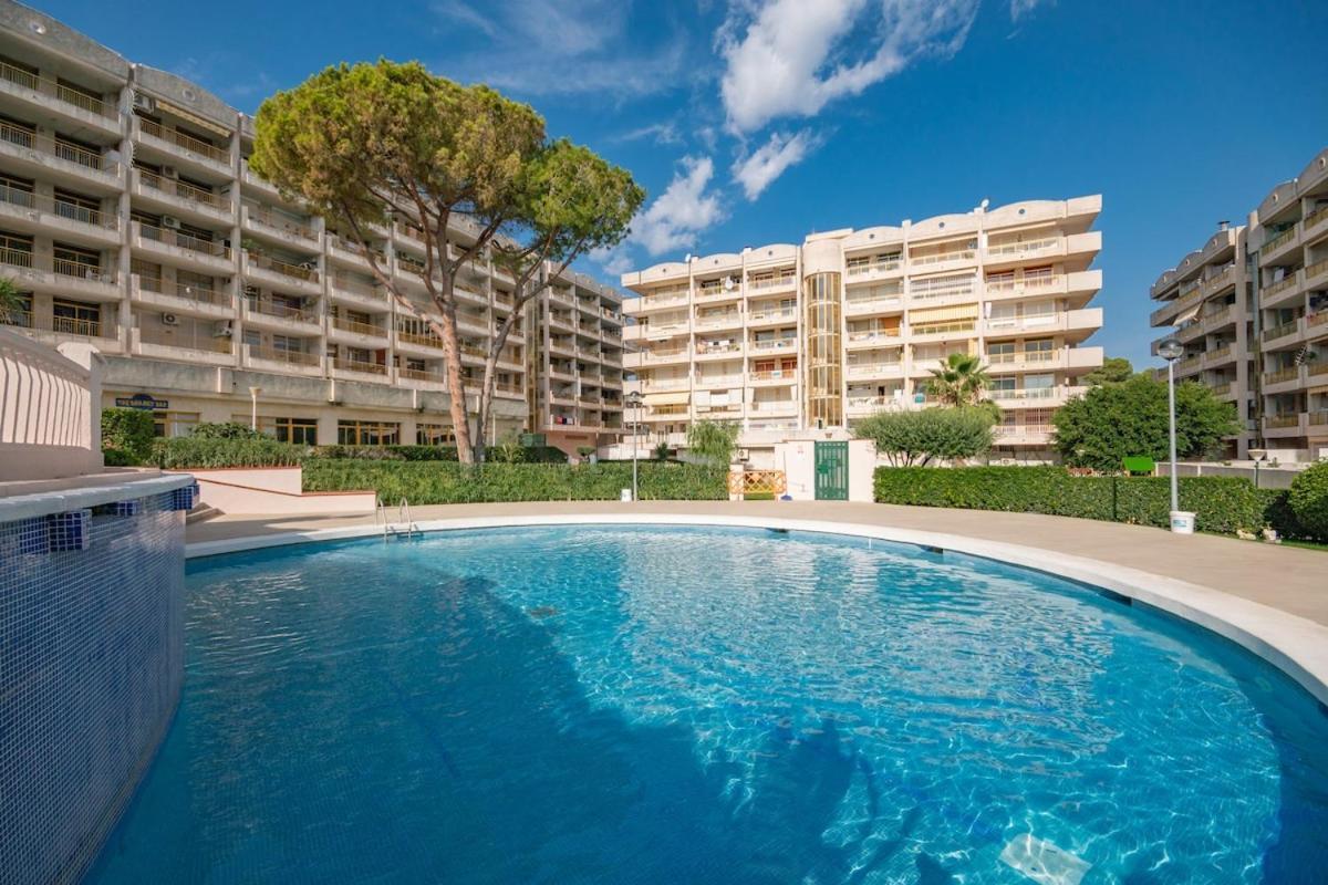 Salou-modern-pool-5'playa-2room-portavntura-ac13 Apartment Salou