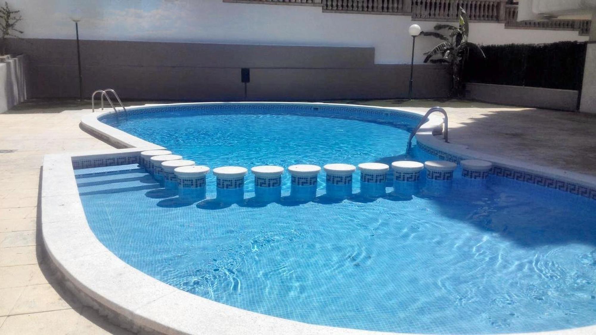 Comfortable In With Shared Pool 52 M² Apartment Salou