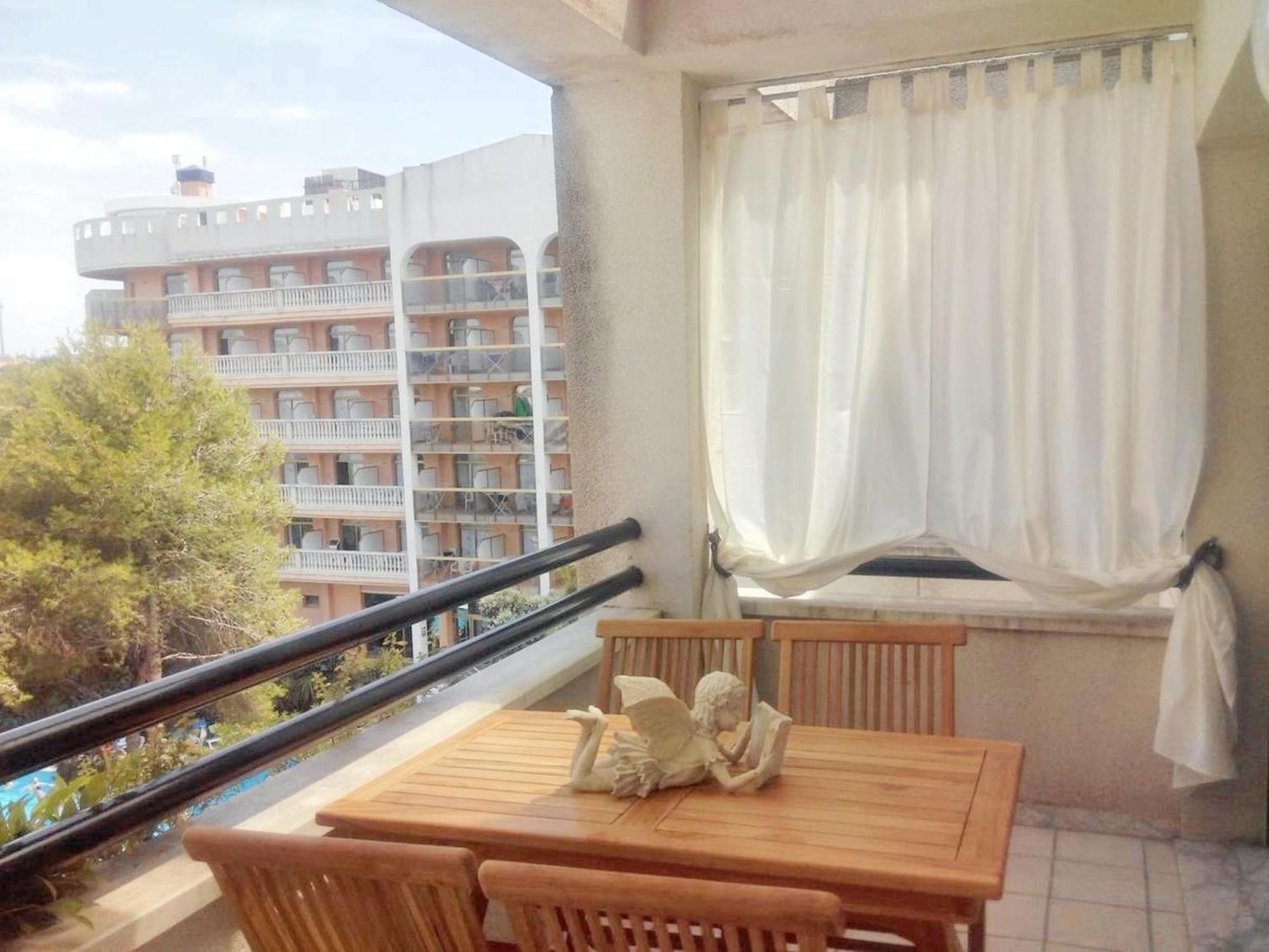 Apartment Comfortable In With Shared Pool 52 M² *