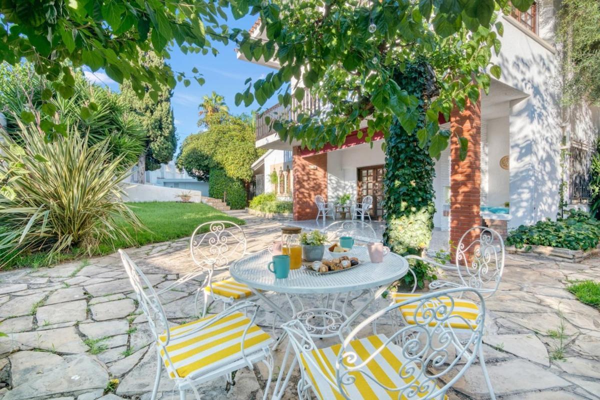 Family With Private Pool & - Bbq - Wifi - Ac *