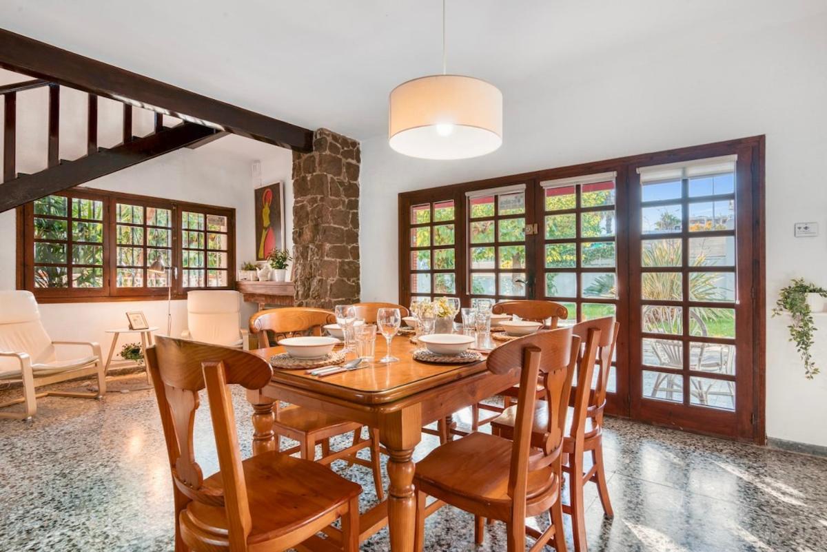 Family With Private Pool & - Bbq - Wifi - Ac