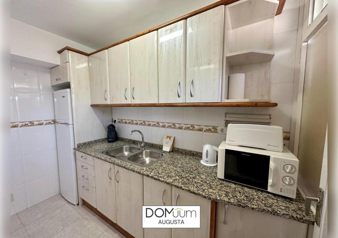 Domuum Holidays - Augusta Family Apartment *
