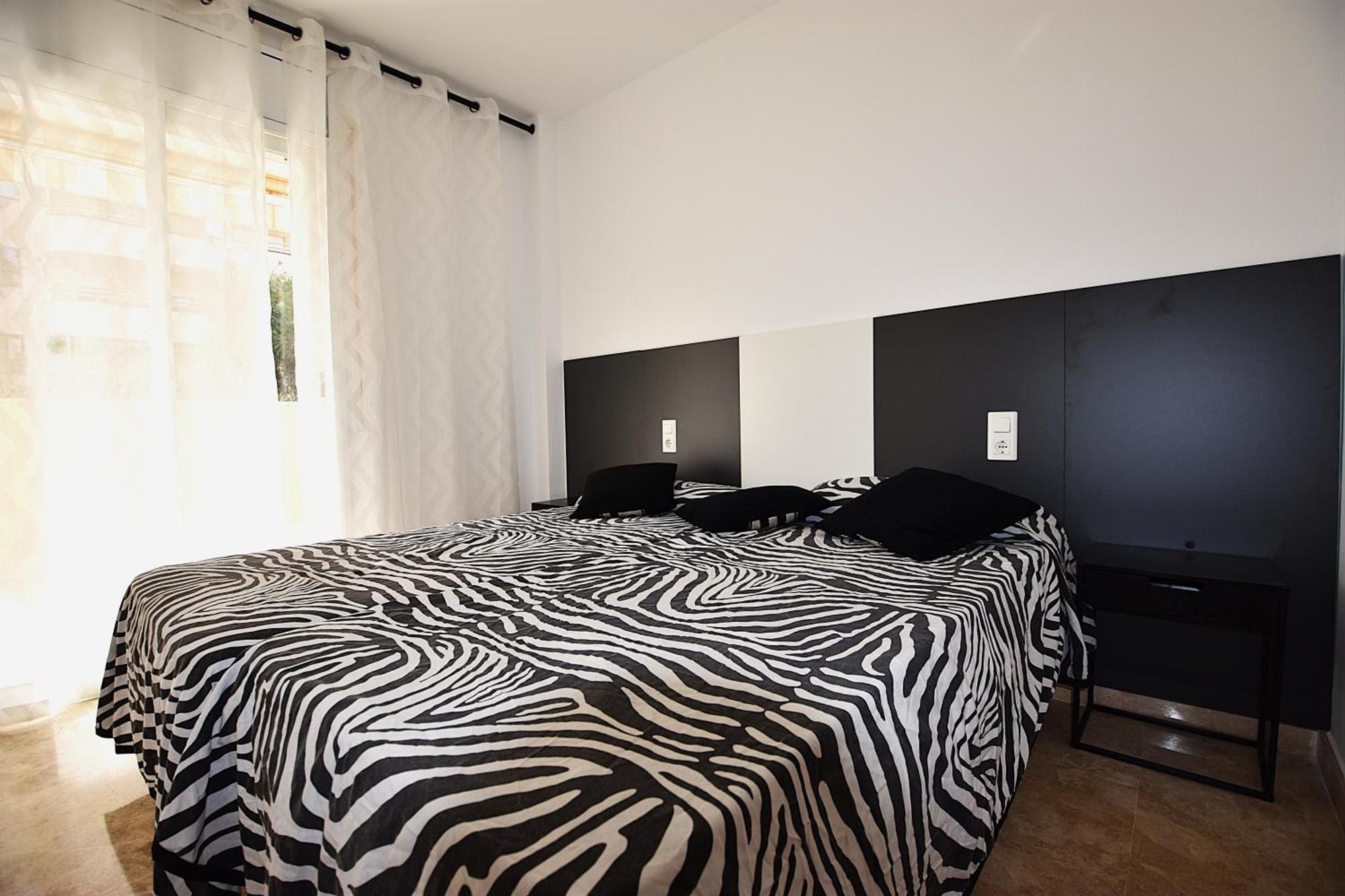 Ventura Park B1 *