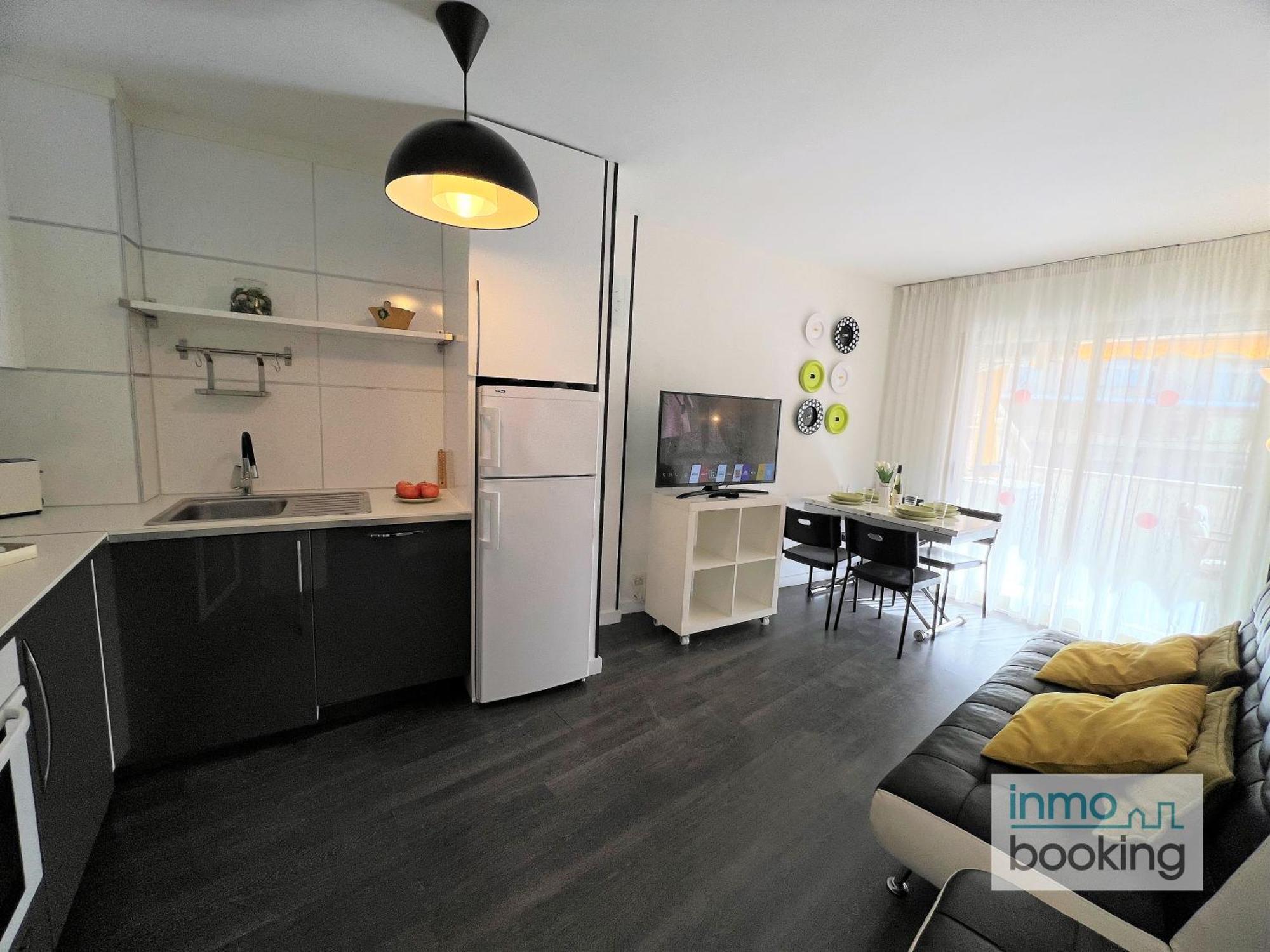 Arquus , Climatizado Y Con Piscina Apartment *