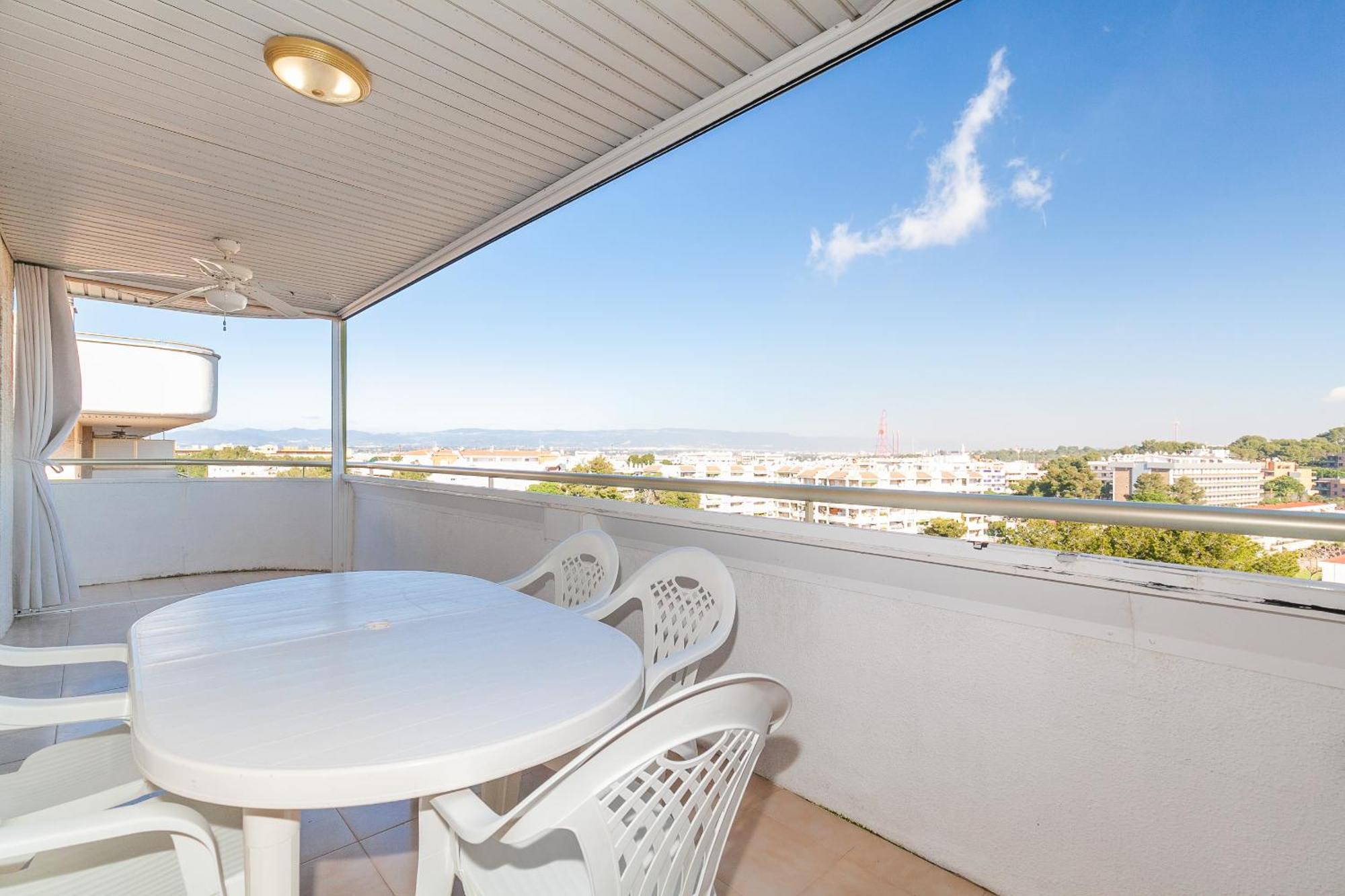 Uhc Arquus Apartment