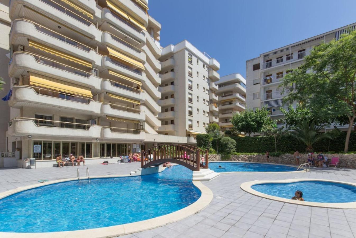 Bambu Tropical Chill Out Pool Wifi Apartment