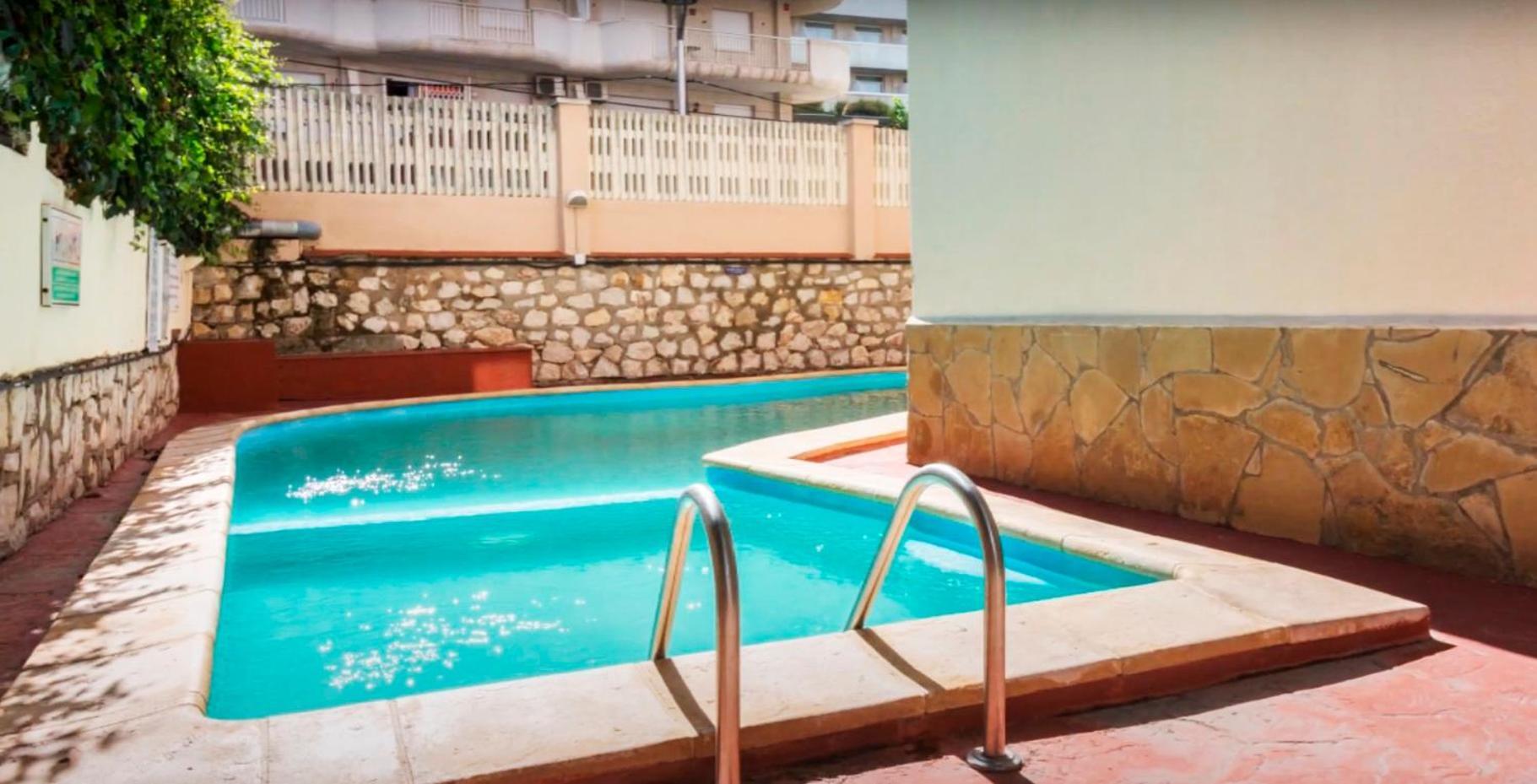 Aura In Renovated With Air Condition