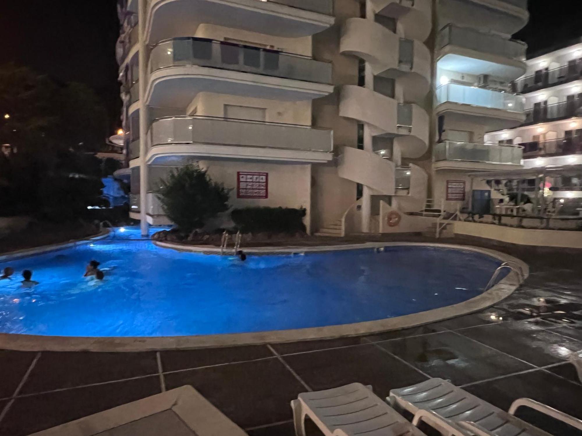 Quiet Front Aparthotel