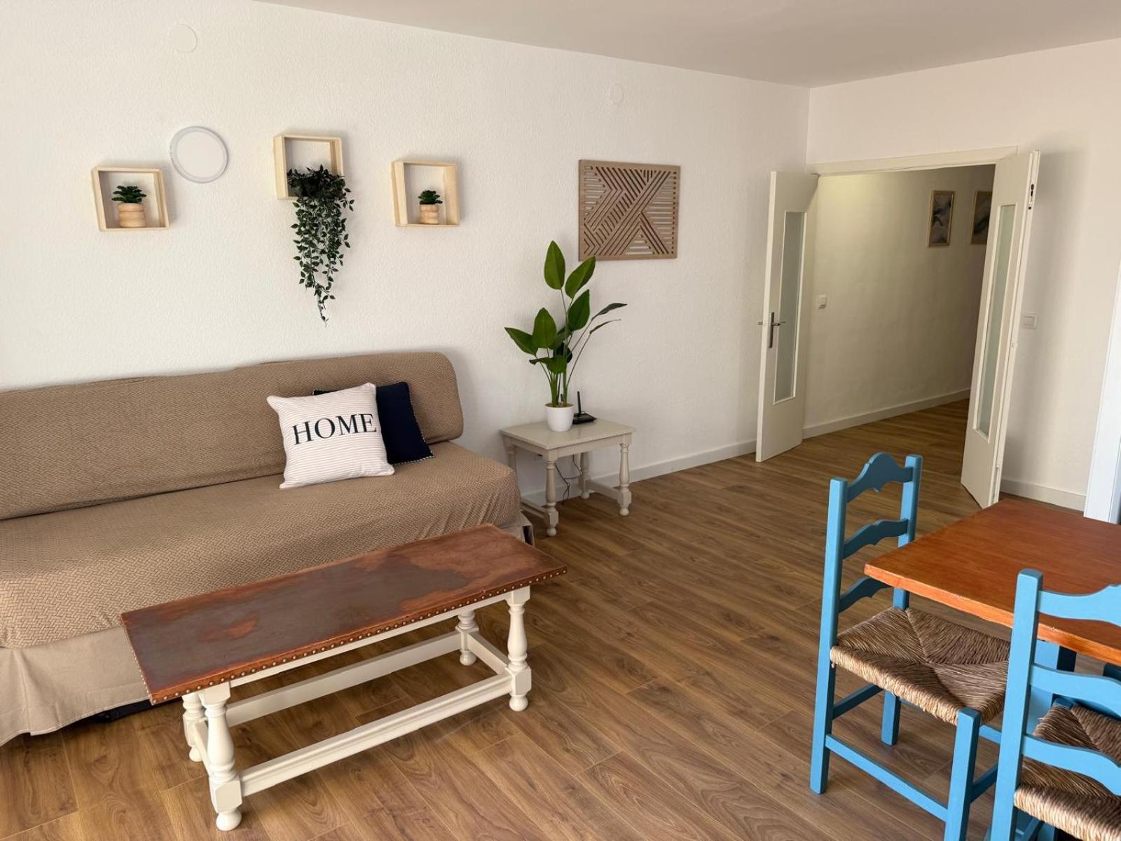 Apartment Hesperia Palmyra