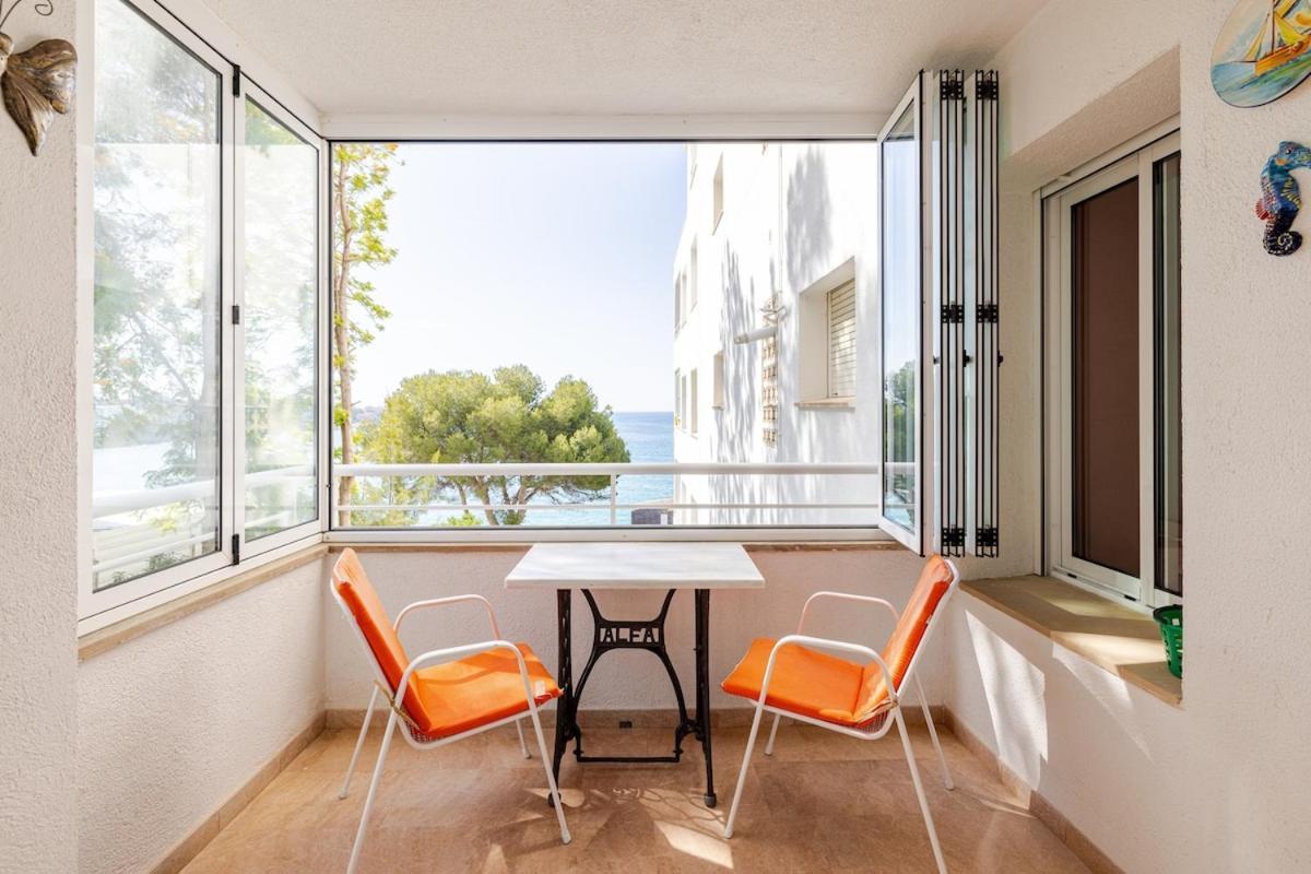 Apartment Apartmento En Primera Linea De Mar, Vistas Al Mar Y Piscina Salou