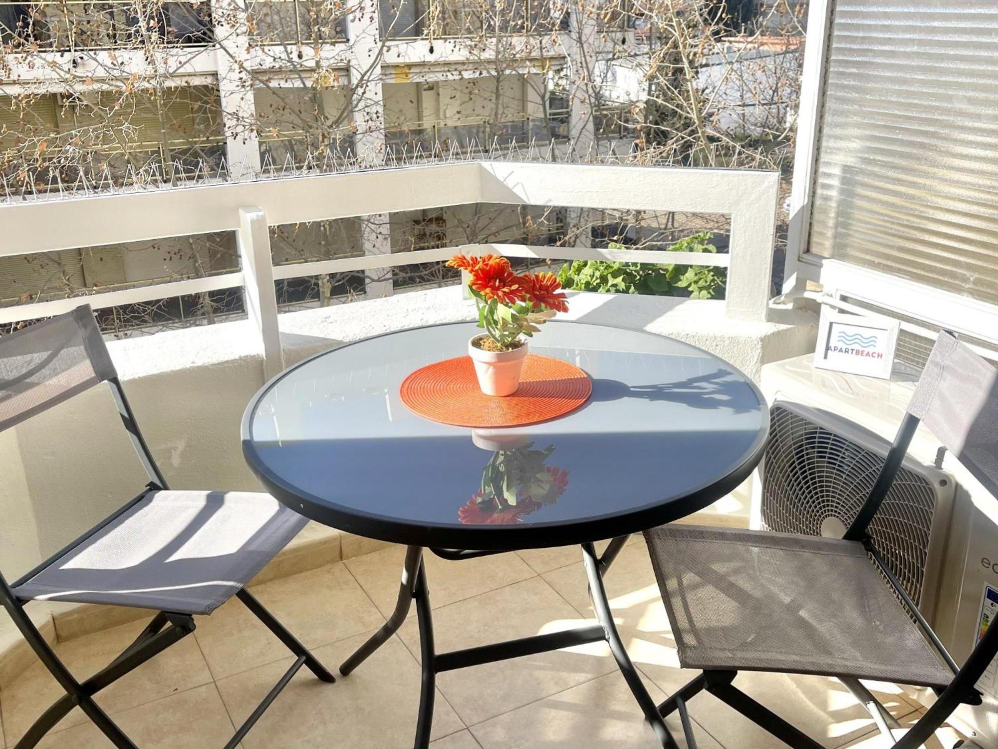Apartbeach Nuevo Alboran 421 * Salou