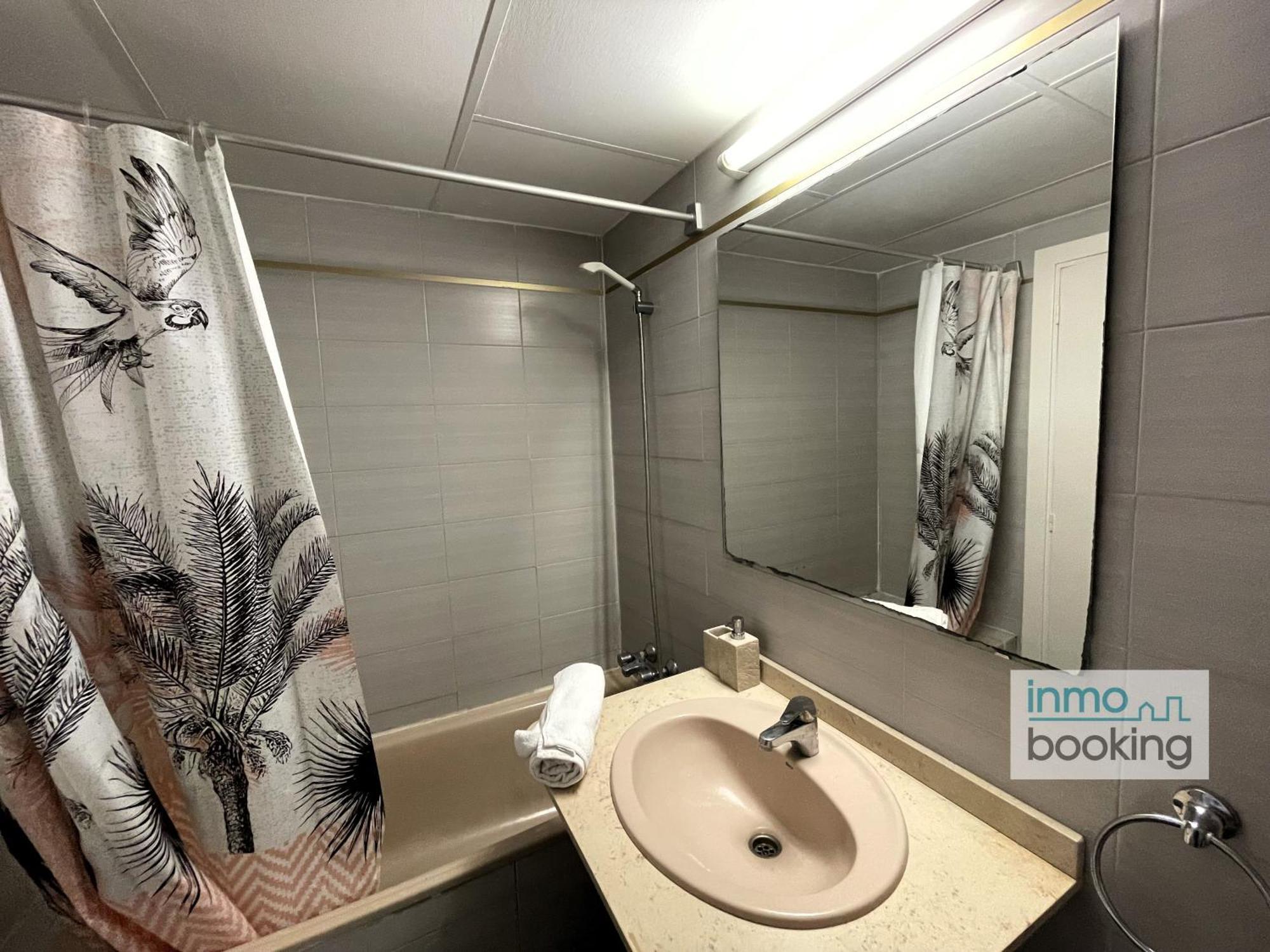 Apartamento Arquus Iv , Centrico Y Con Piscina