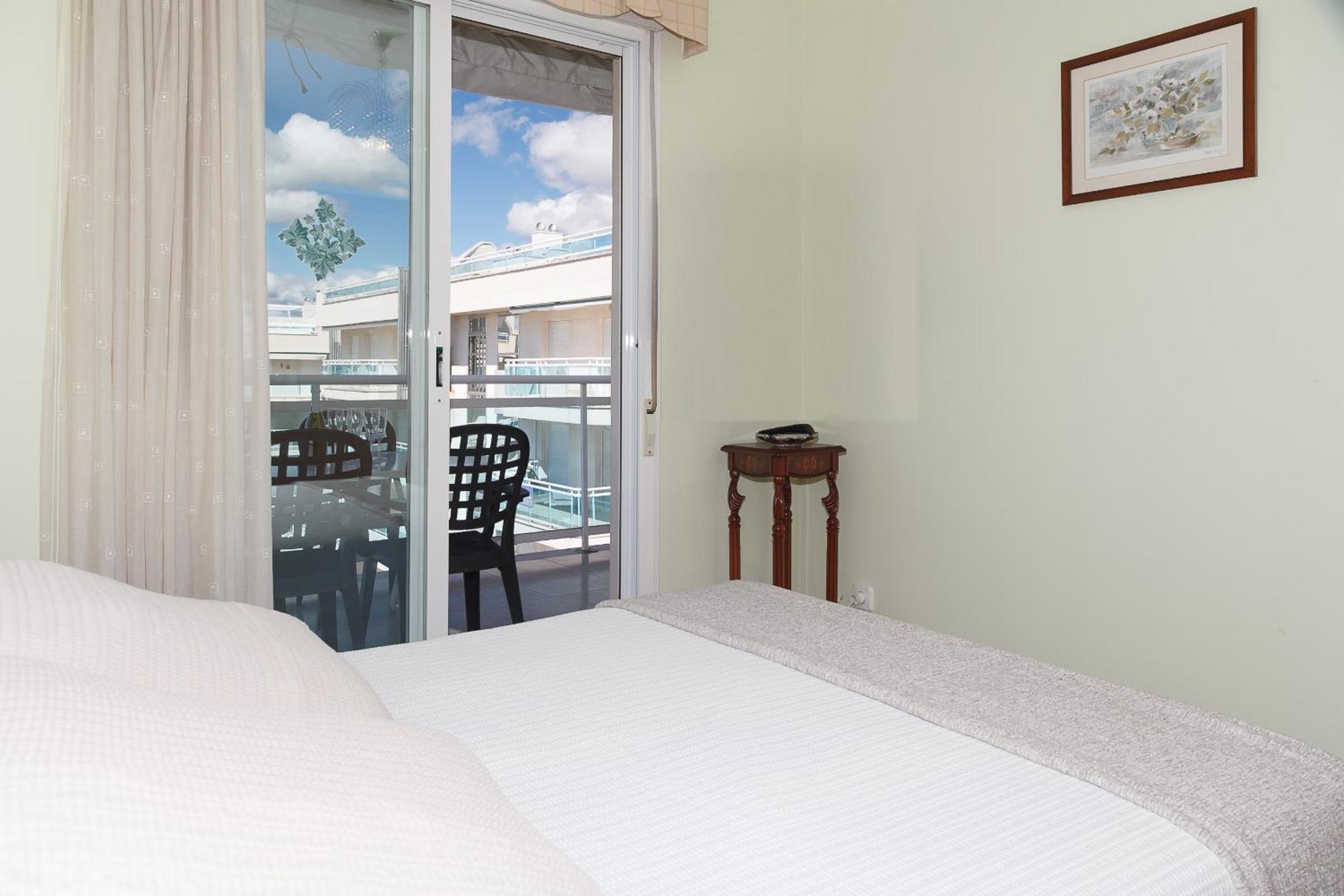 Apartment Uhc Larimar Family Complex Superior *