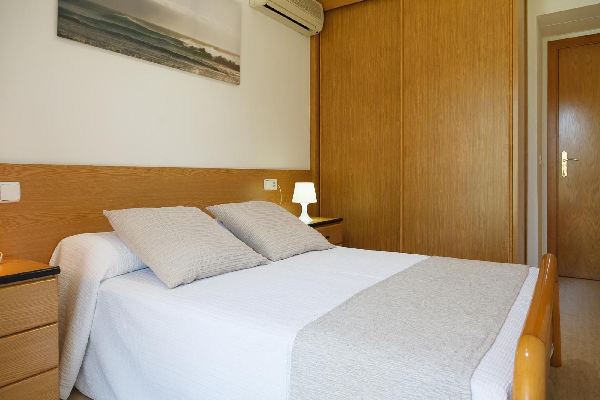 Uhc Larimar Family Complex Superior Salou