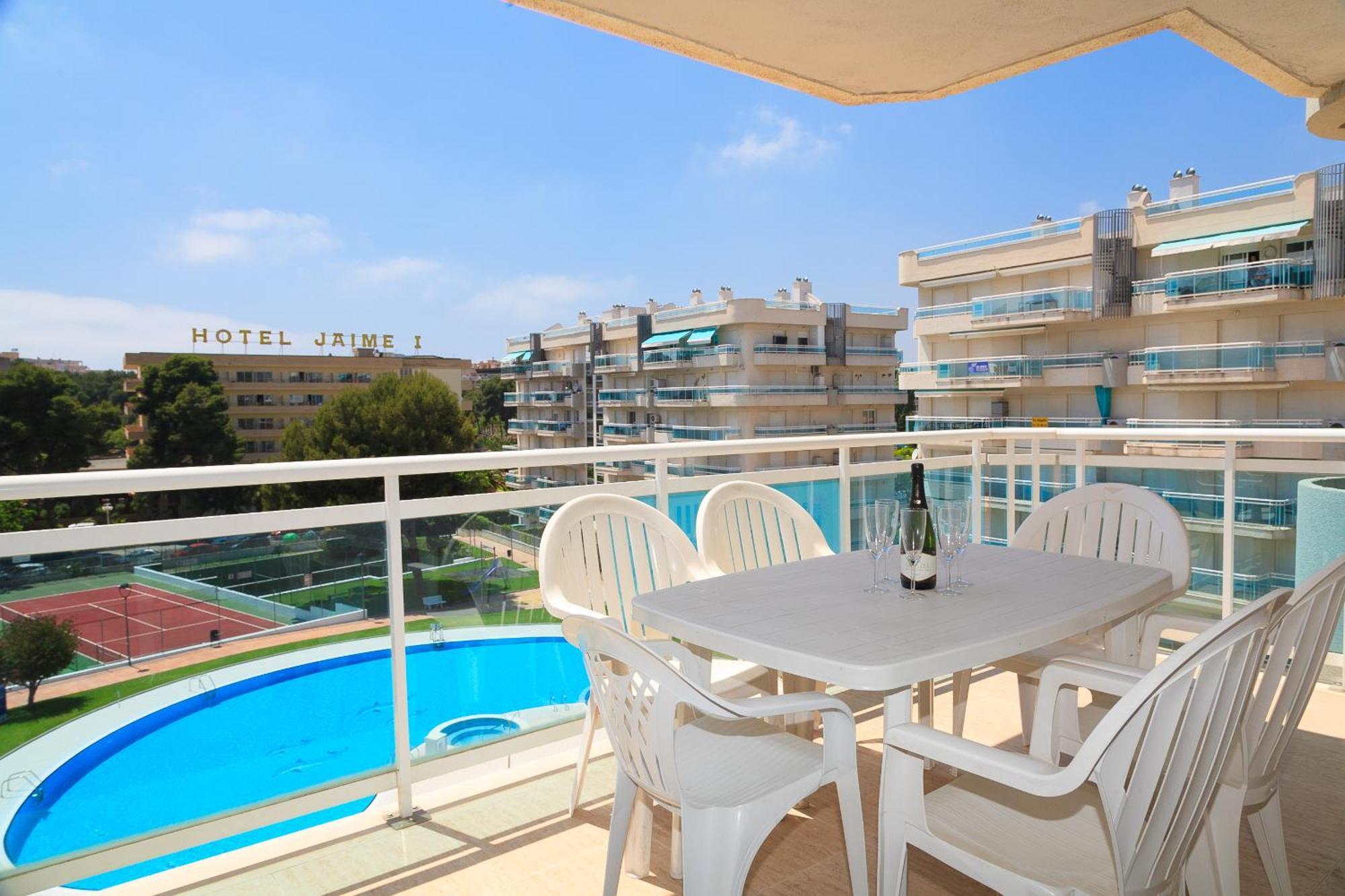 Apartment Uhc Larimar Family Complex Superior