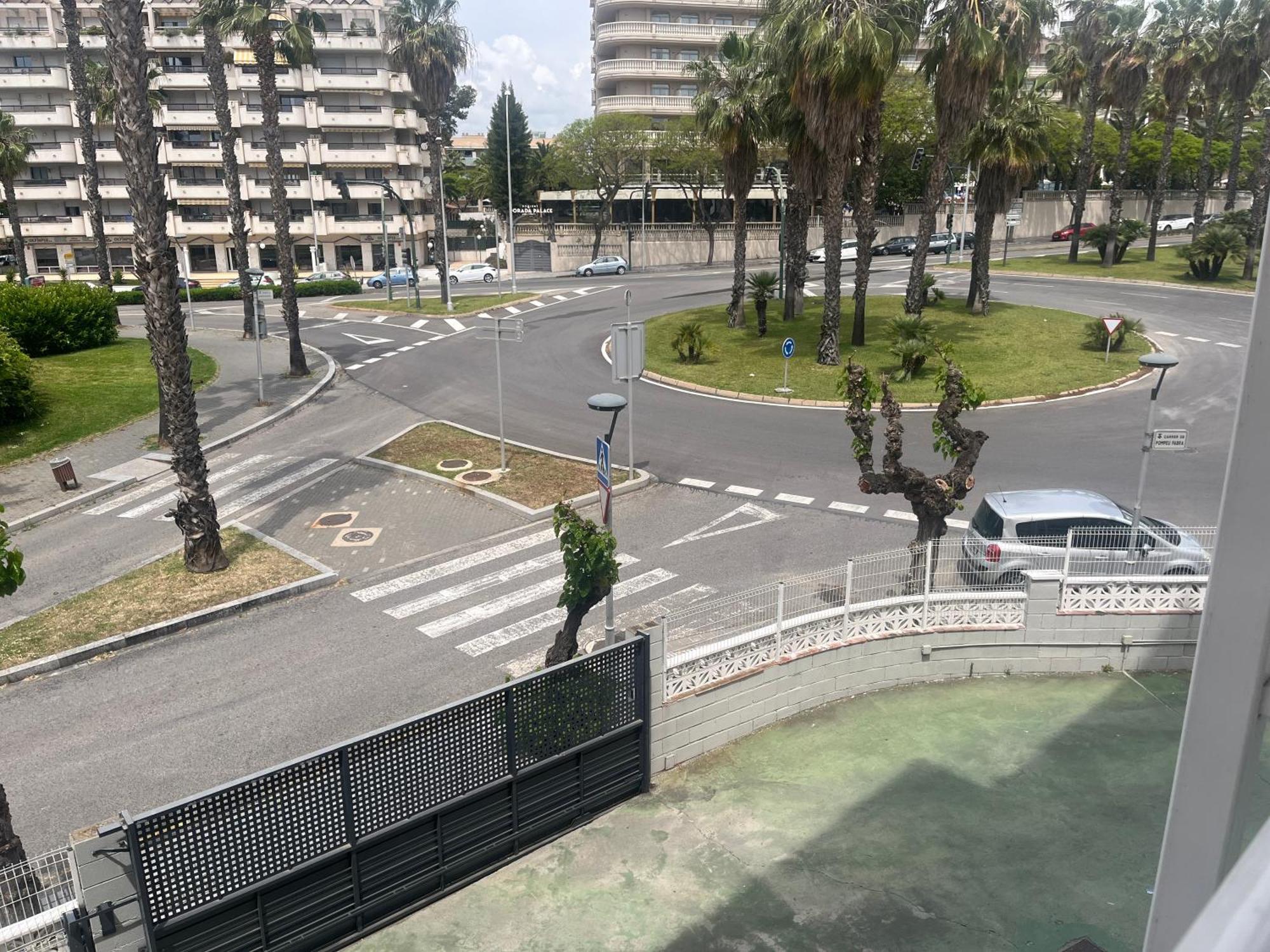 Appartement Sol ,mar Y Jardin En El Centro De