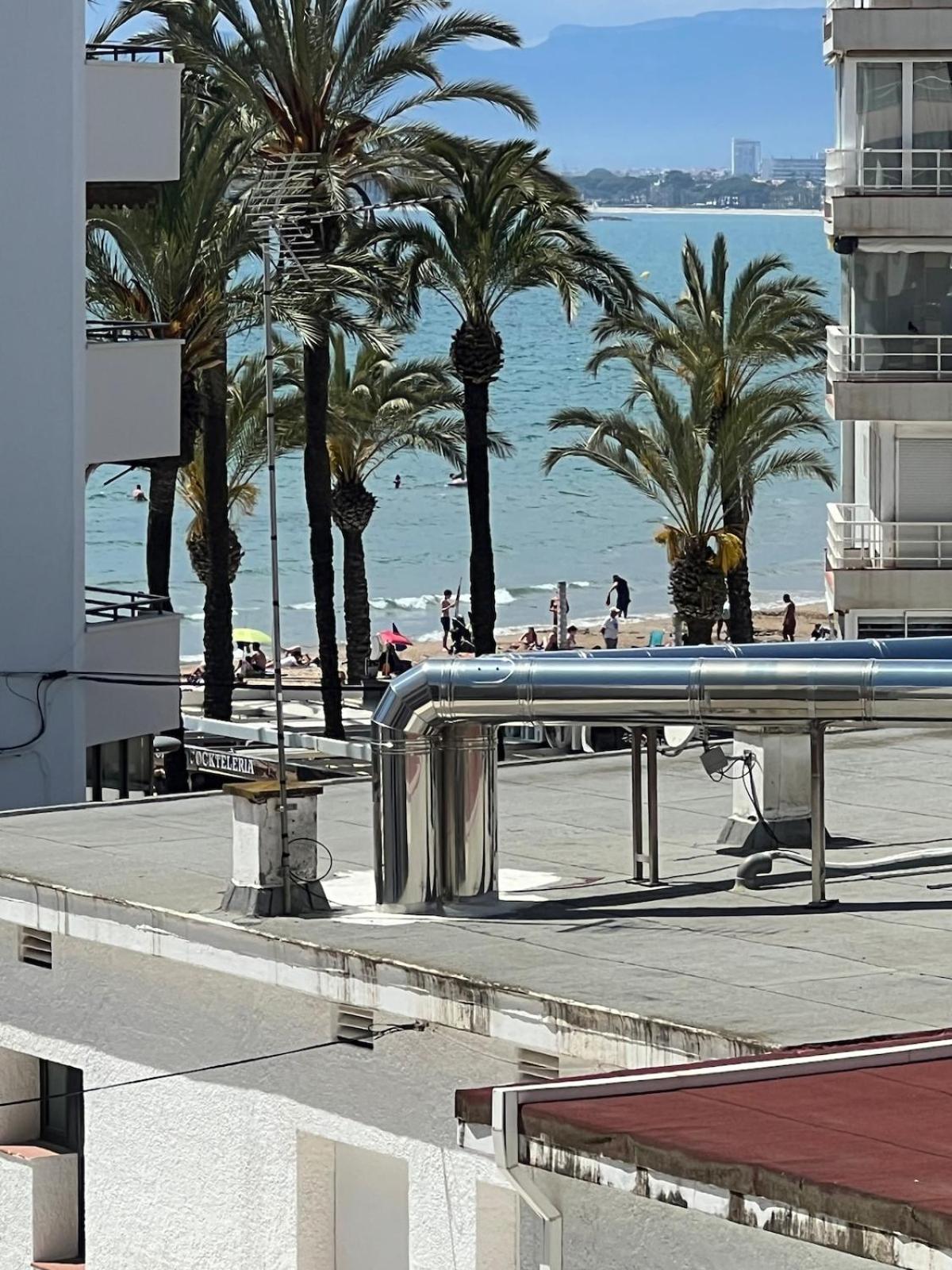 Morning Coffee By The Sea 1 Bedroom Between Capellans And Llevant Beaches Apartamento