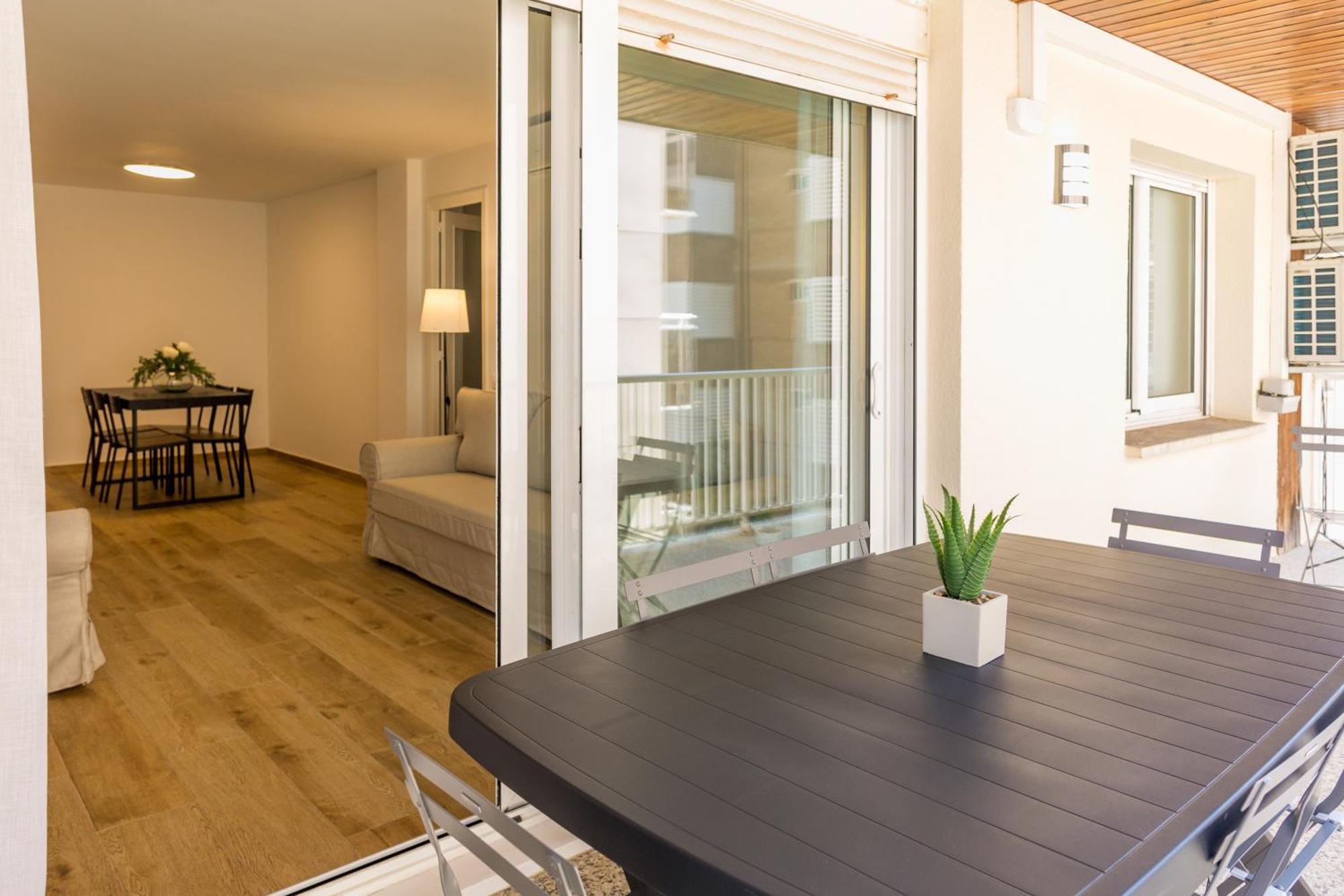 Apartment Con Piscina A 100 M De La Playa *