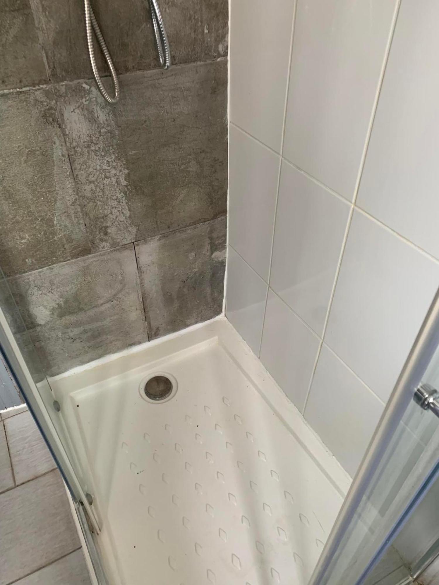 Gorgeous 4 Bed Apartment With Great Location Apartment