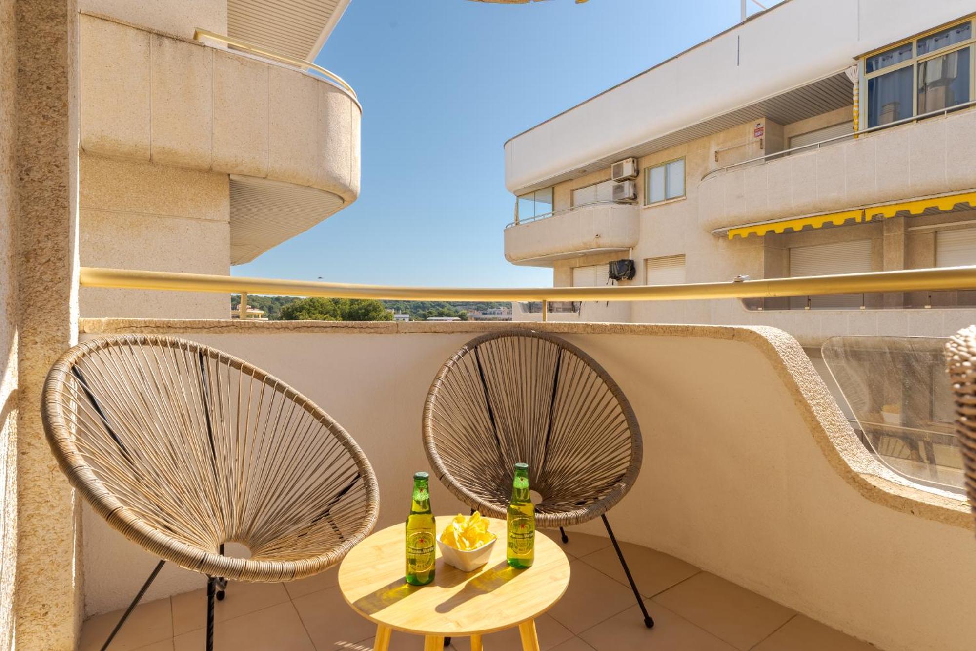 Arquus Little Hawaii * Salou