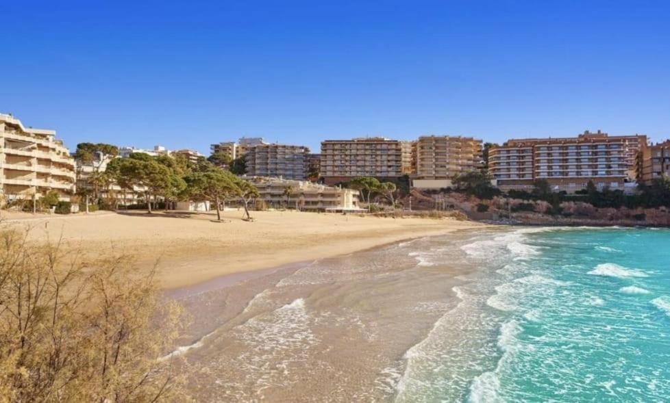 Reina 150m To With Pool And Balcony Near To Portaventura Apartment