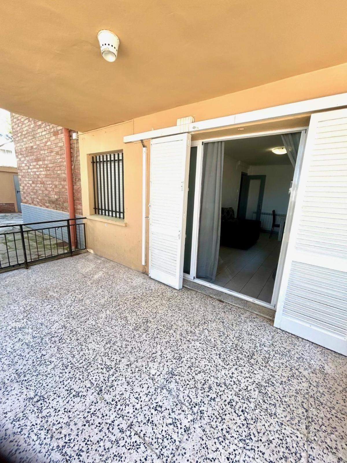 Gorgeous 4 Bed Apartment With Great Location Apartment Salou