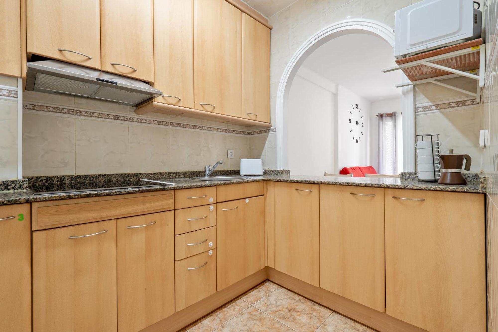 Hauzify I Miravet Apartment