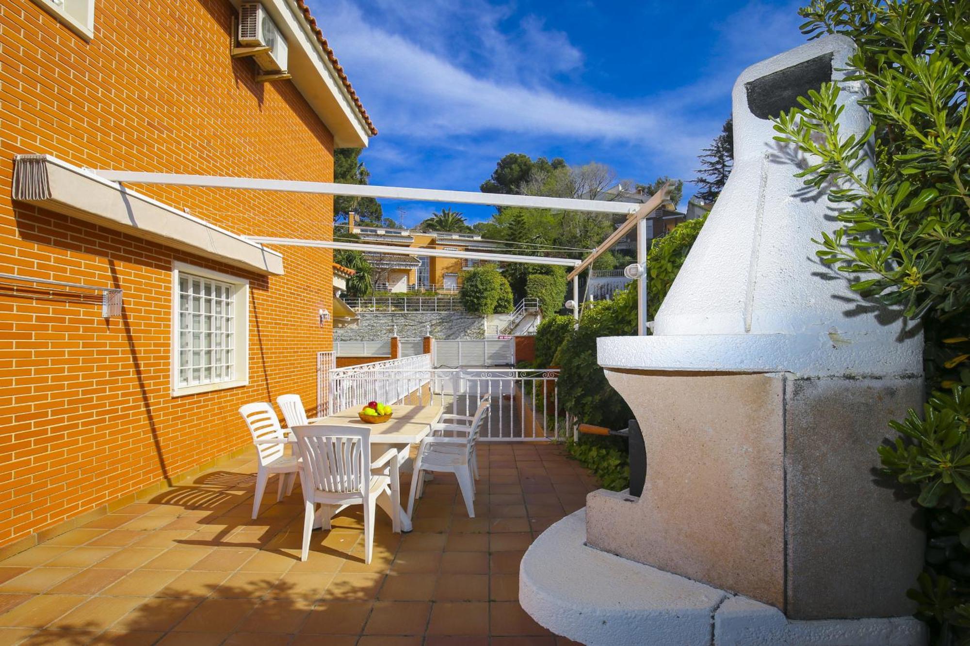 Villa Pluma - Only Families