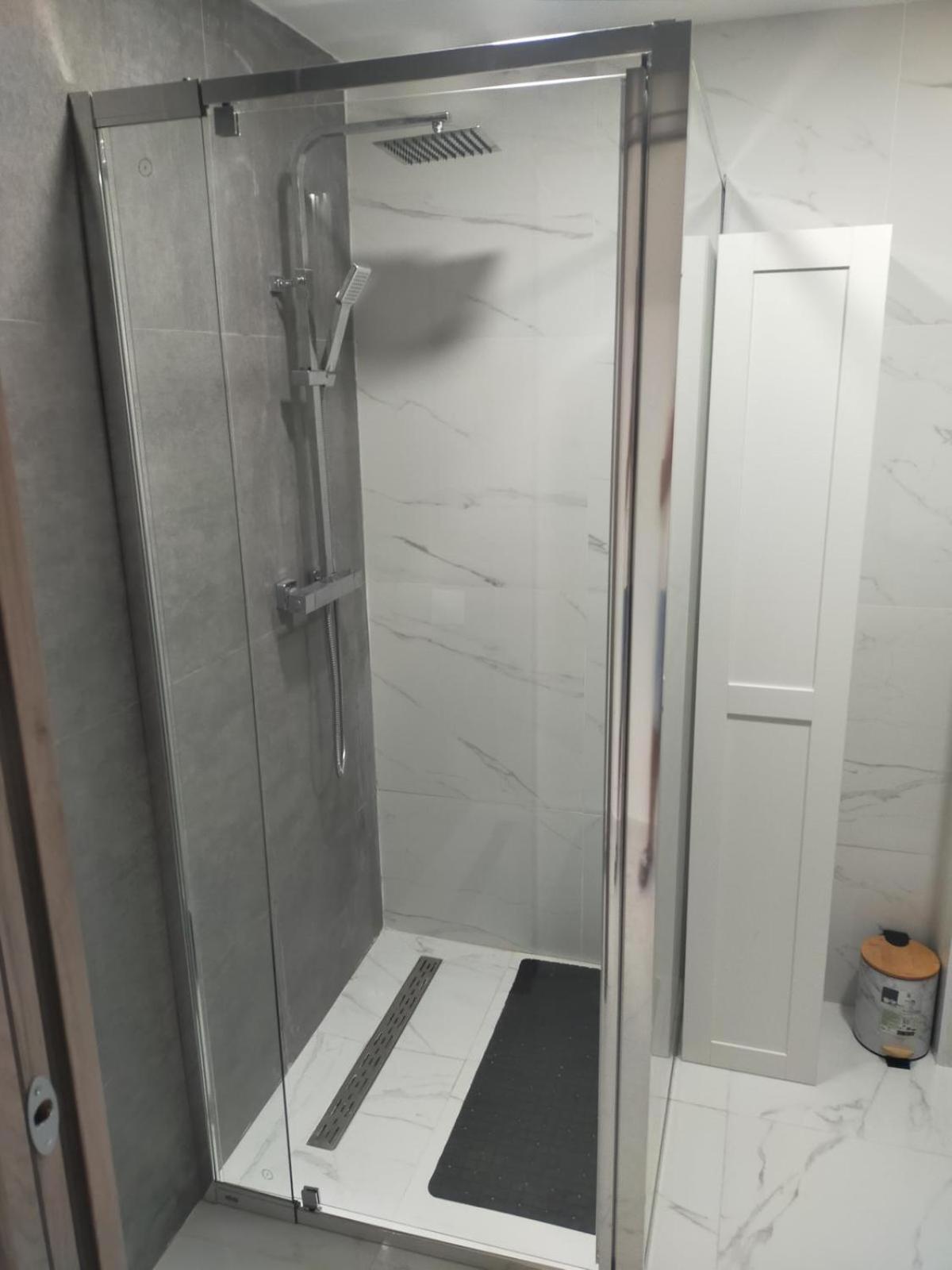 Family-friendly 3br In Central, Near *