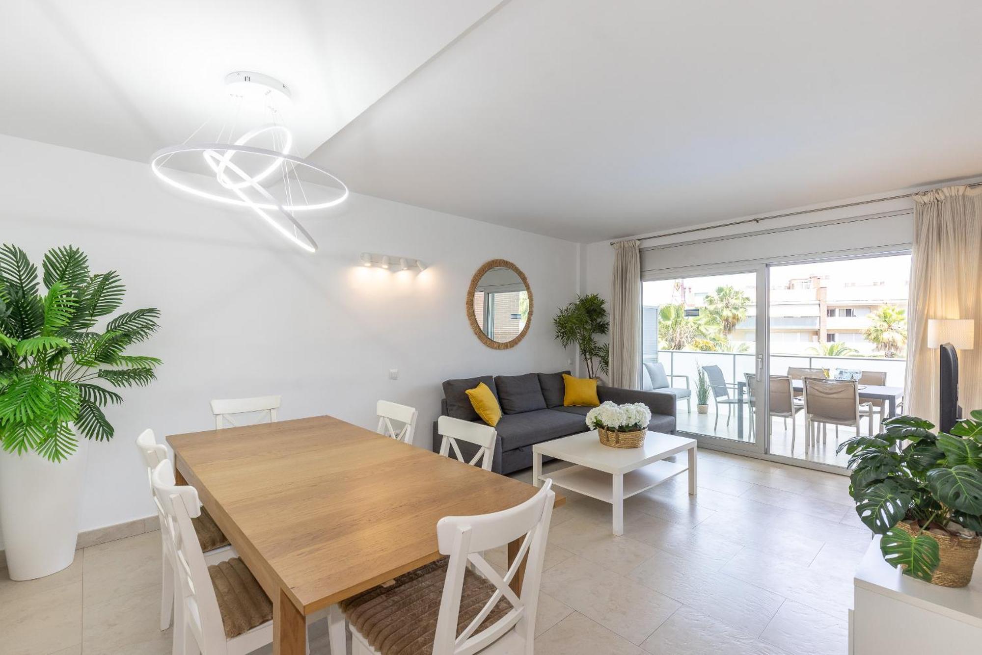 Uhc Aqquaria Family Complex Salou