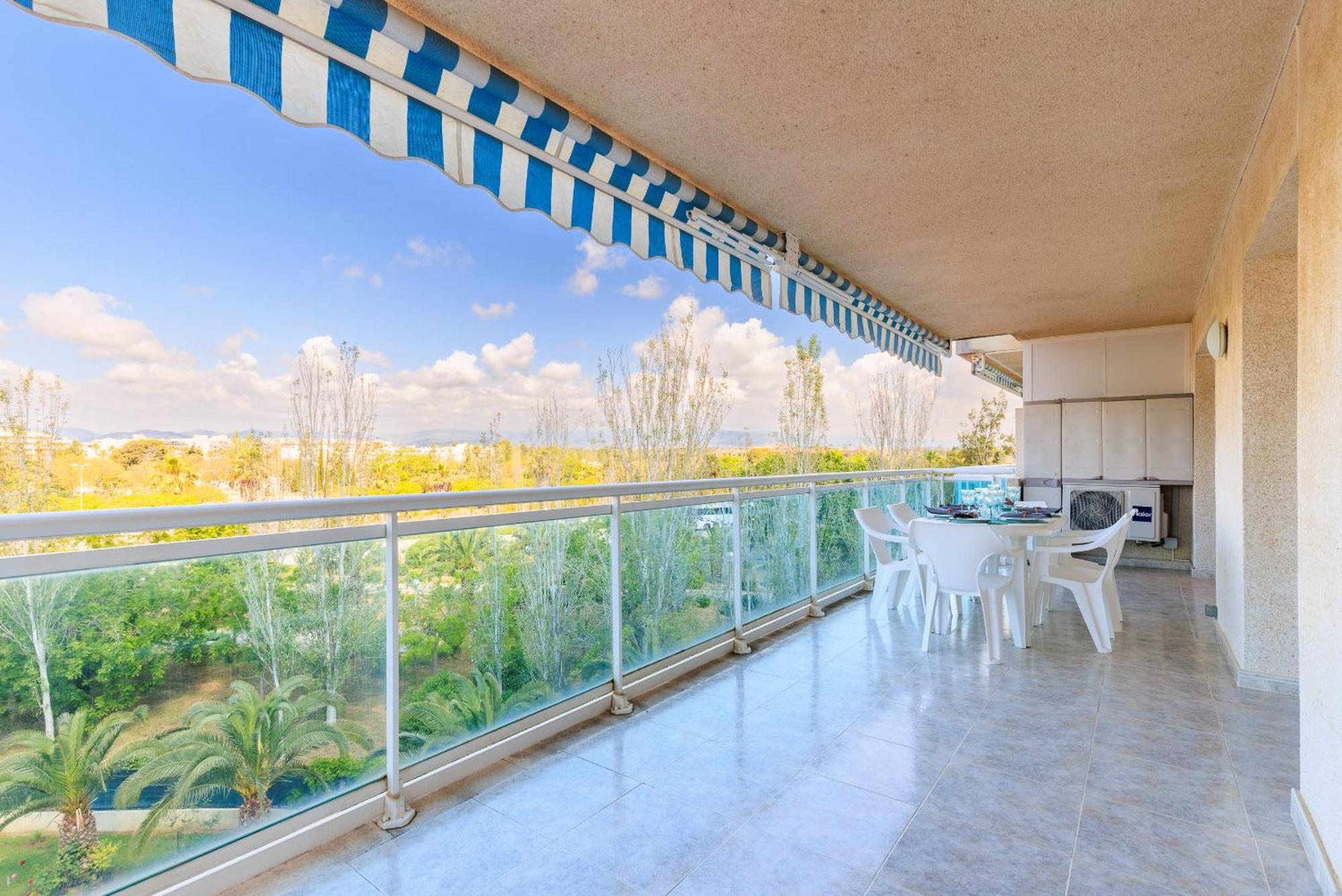 Uhc Park Village Salou